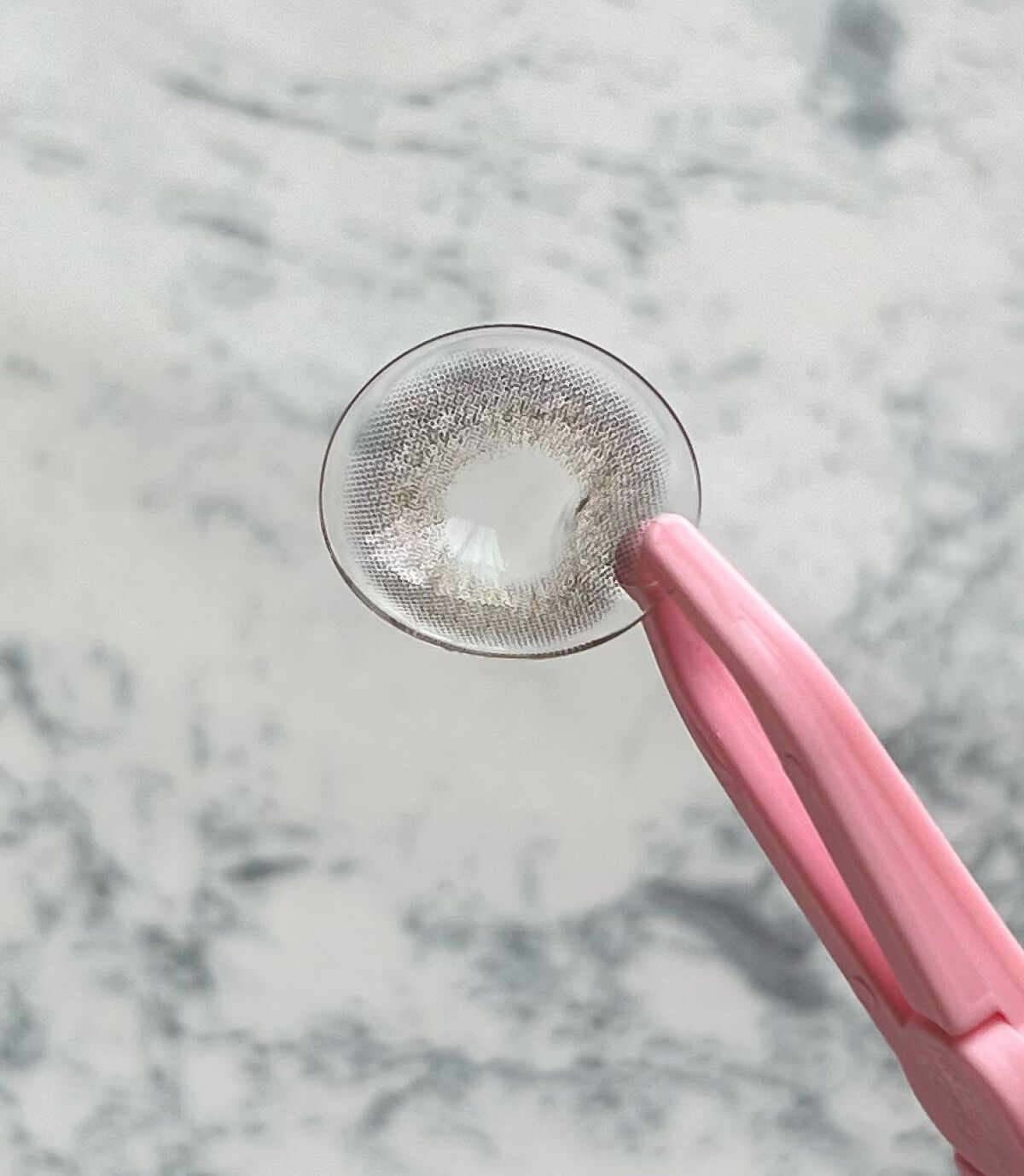 ブロー(Blow)/OLOLA/カラーコンタクトレンズを使ったクチコミ(2枚目)