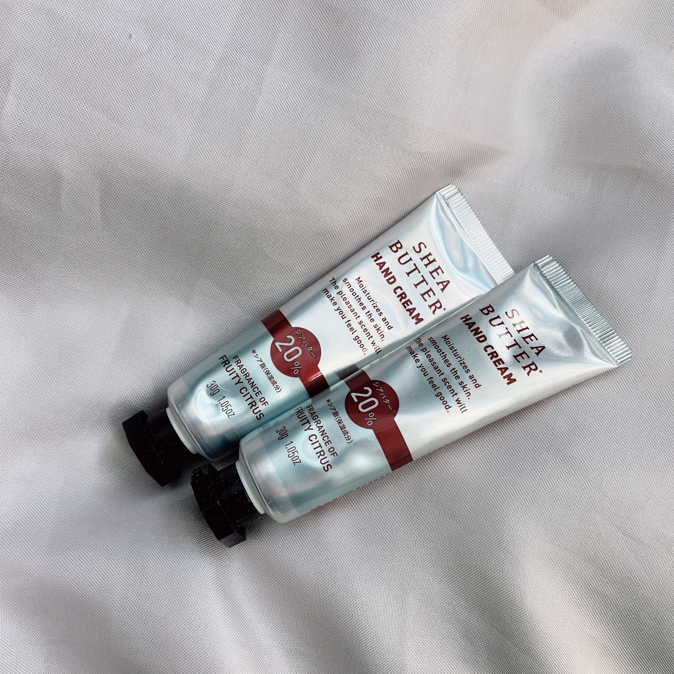 シアバター高配合ハンドクリーム/DAISO/ハンドクリームを使ったクチコミ（2枚目）