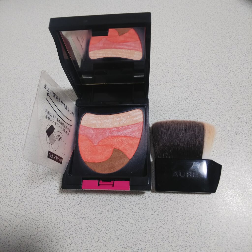 ブラシひと塗りチーク/AUBE/パウダーチークを使ったクチコミ(1枚目)