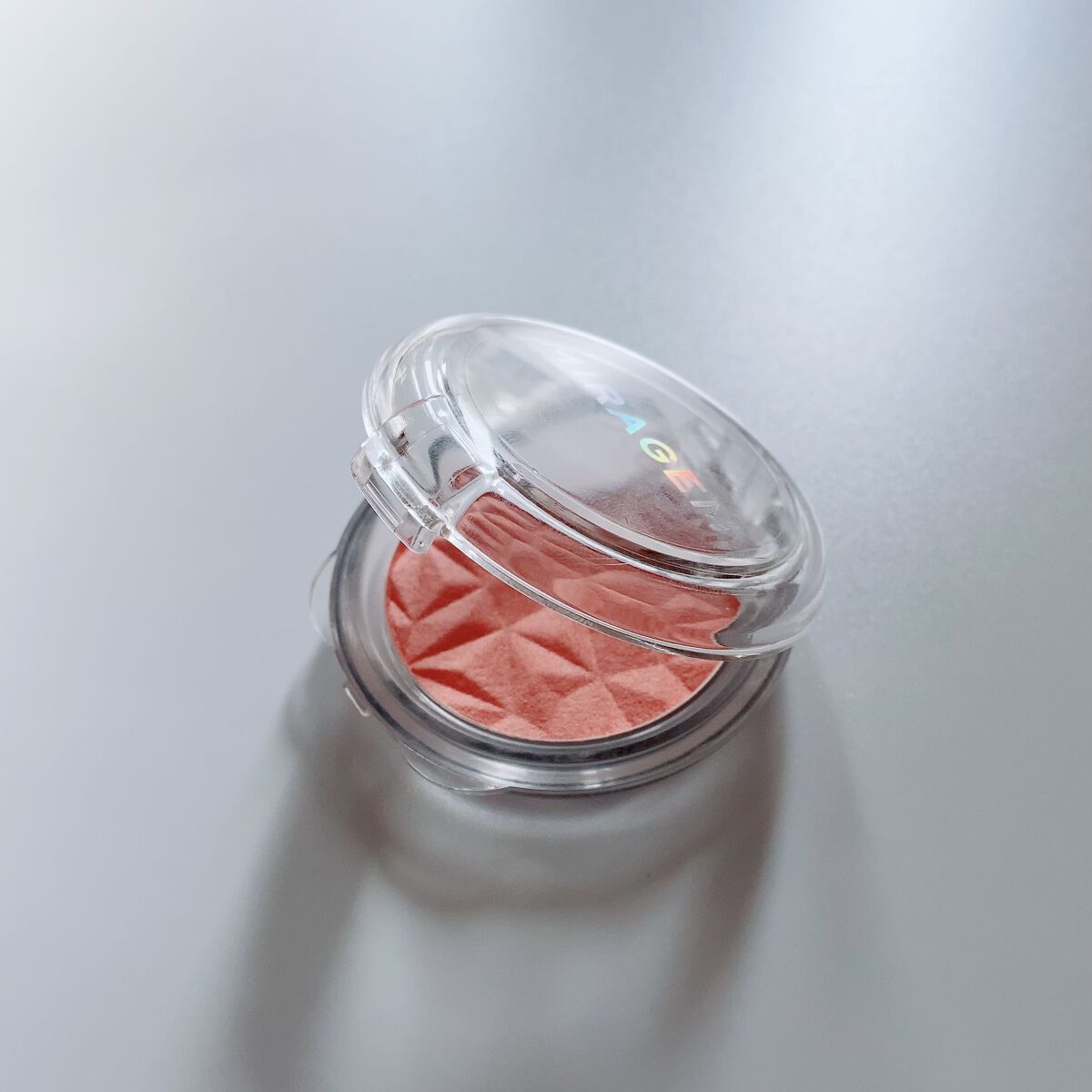 ヌーディージェムチーク 03 フォギーポピーコーラル/MIRAGEM/パウダーチークを使ったクチコミ（2枚目）