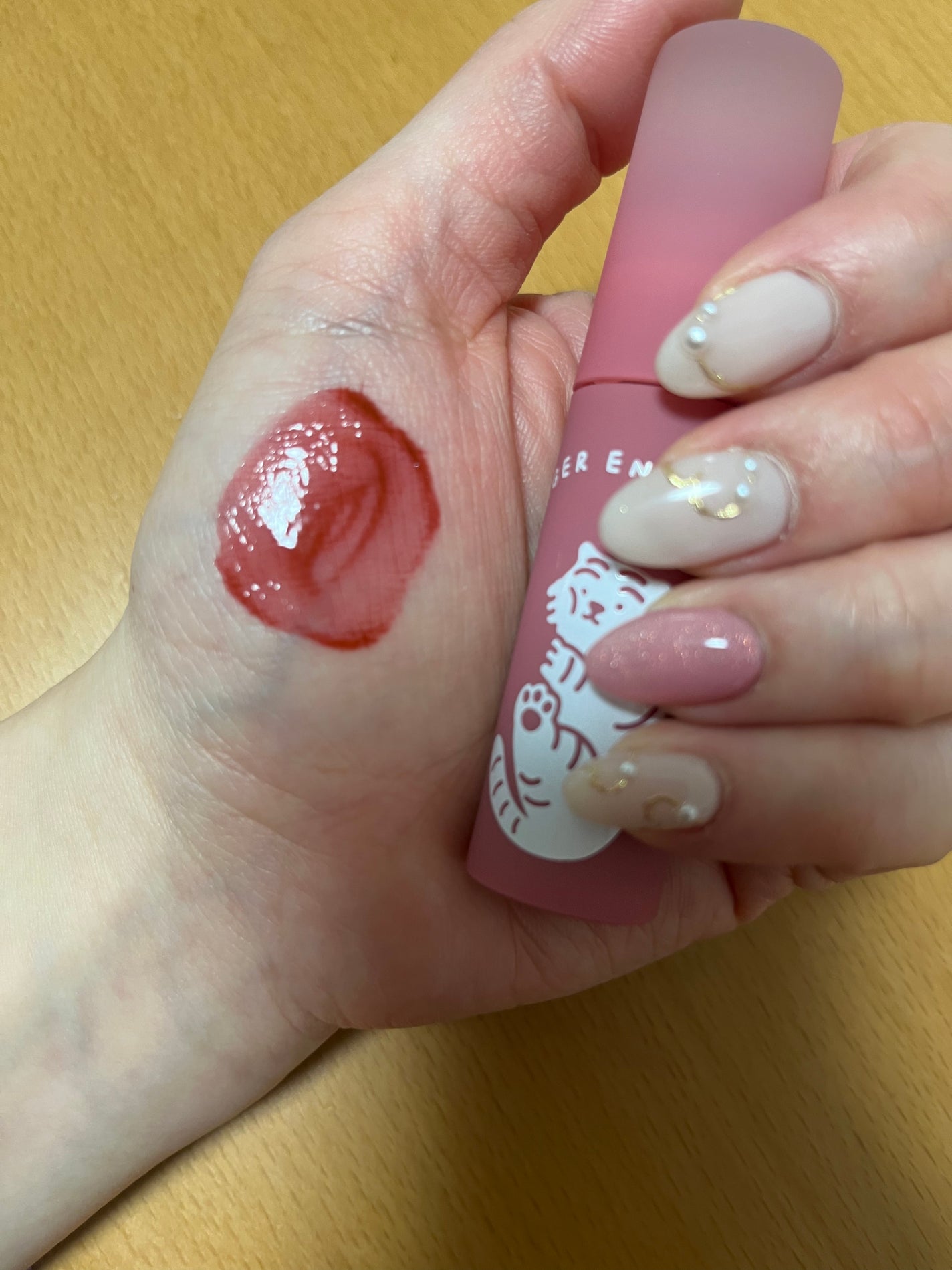 ムジークタイガージェリーデューイーリップティント/ETUDE/口紅を使ったクチコミ(3枚目)