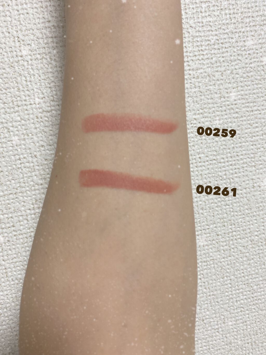 オーディシャス シアーマット リップスティック/NARS/口紅を使ったクチコミ(3枚目)