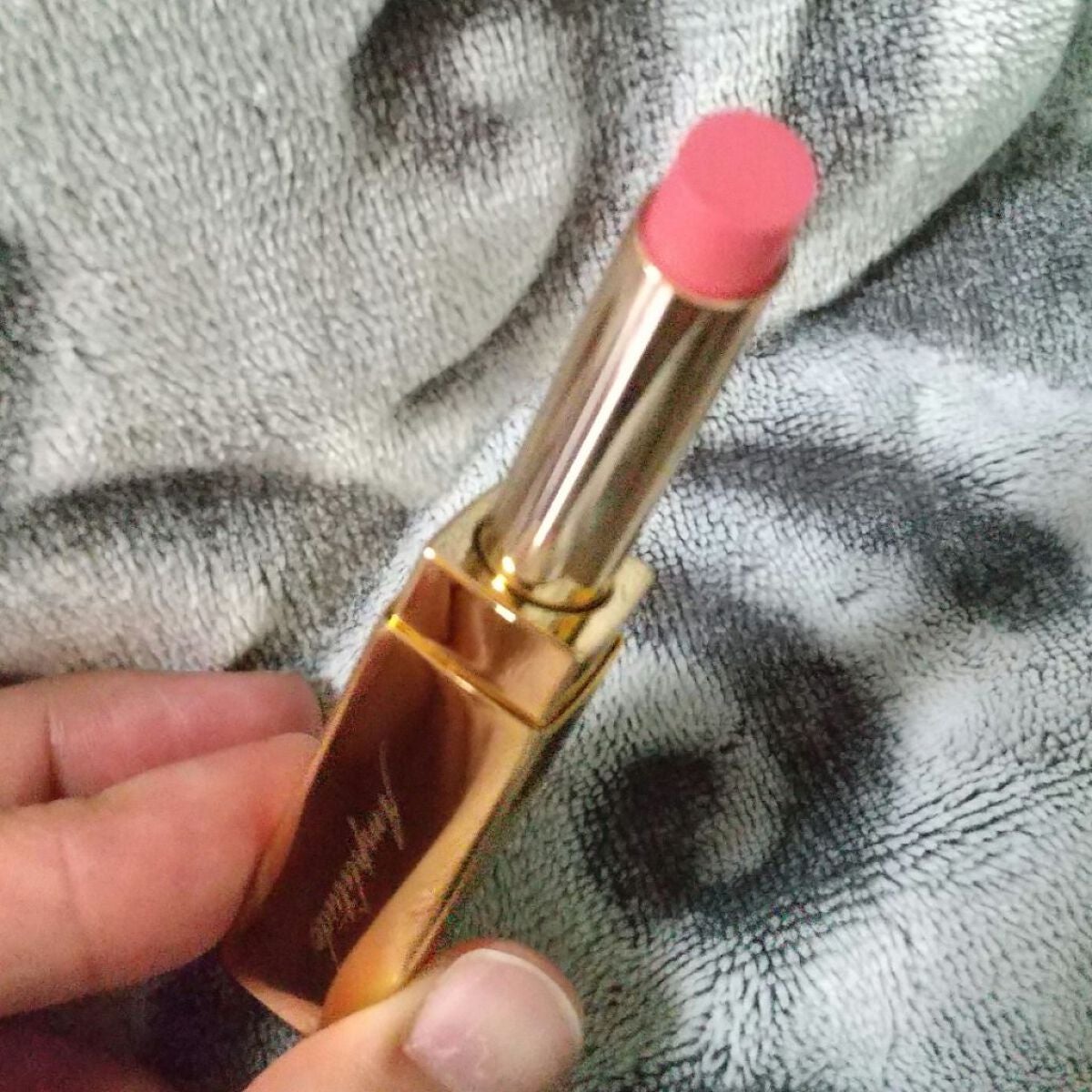 コンスピキュアスクリーミーリップス/Amplitude/口紅を使ったクチコミ(4枚目)