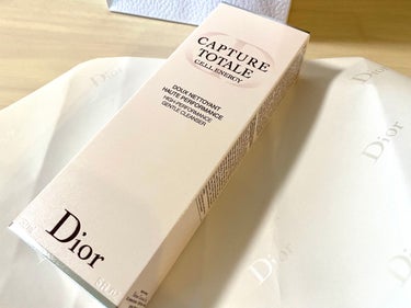 【旧】カプチュール トータル セル ENGY クレンザー/Dior/洗顔フォームを使ったクチコミ（1枚目）