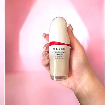 エッセンス スキングロウ ファンデーション/SHISEIDO/リキッドファンデーションを使ったクチコミ(2枚目)