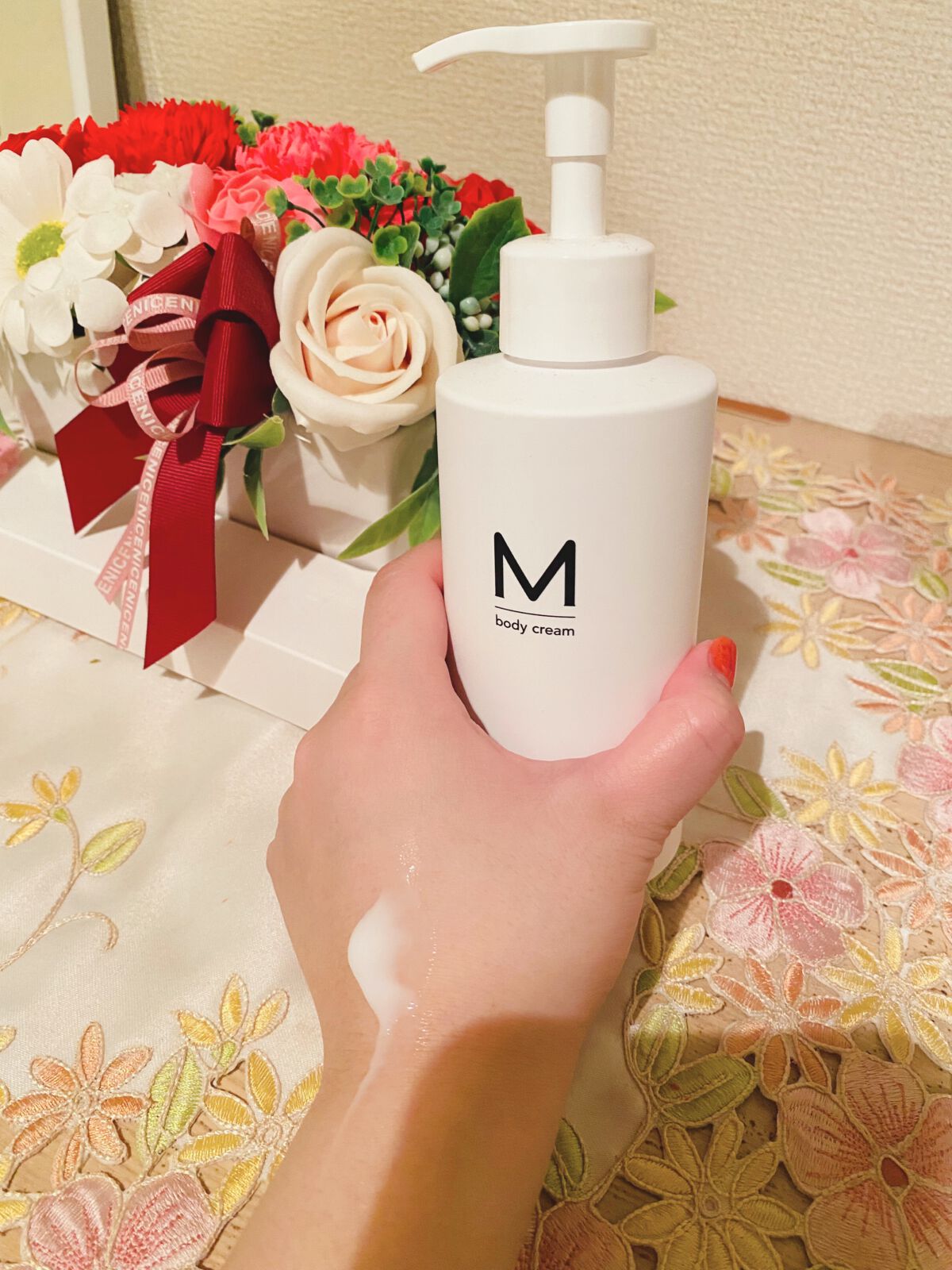 エムボディクリーム/M body cream/ボディクリームを使ったクチコミ(2枚目)