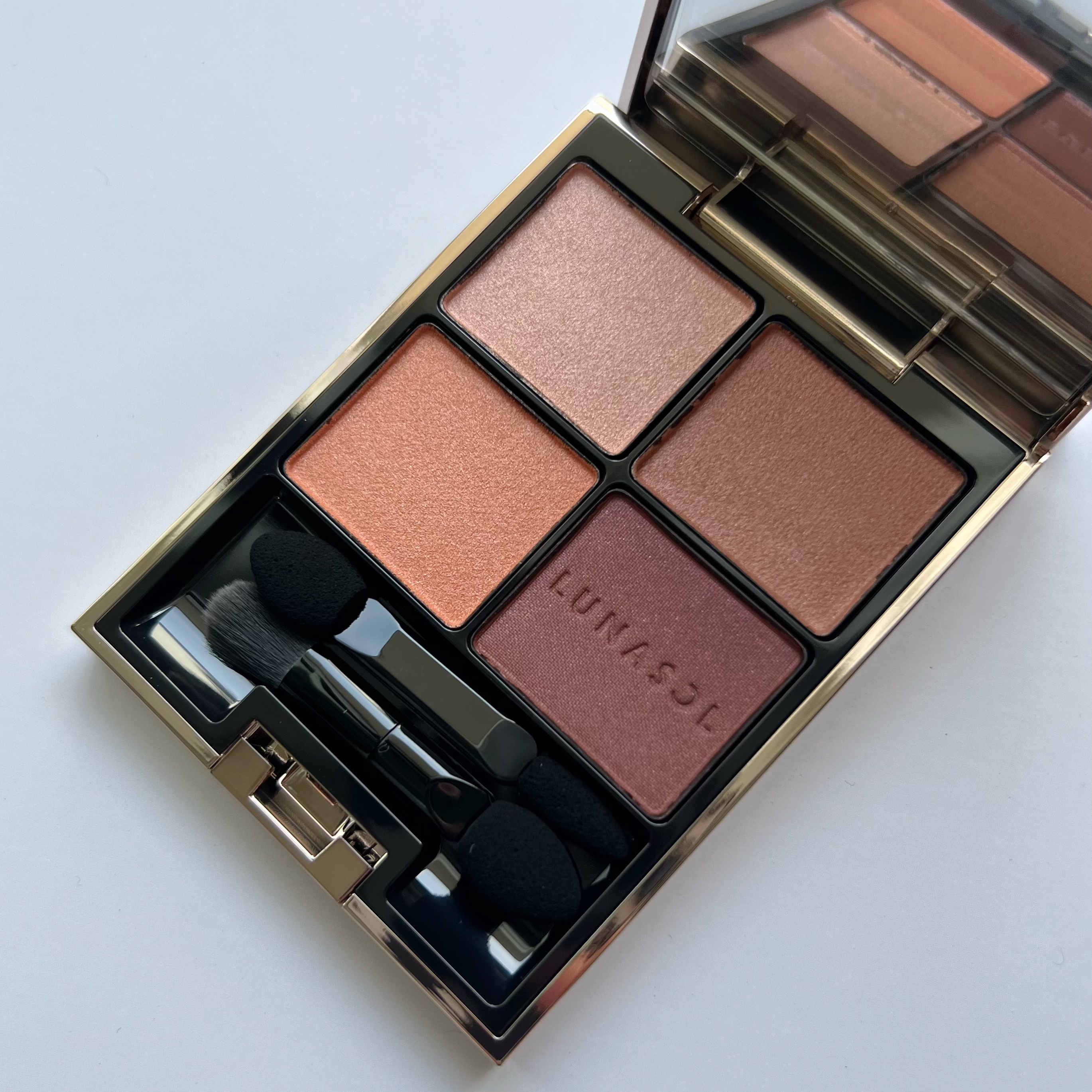 アイカラーレーション 19 Mahogany/LUNASOL/アイシャドウパレットを使ったクチコミ（2枚目）