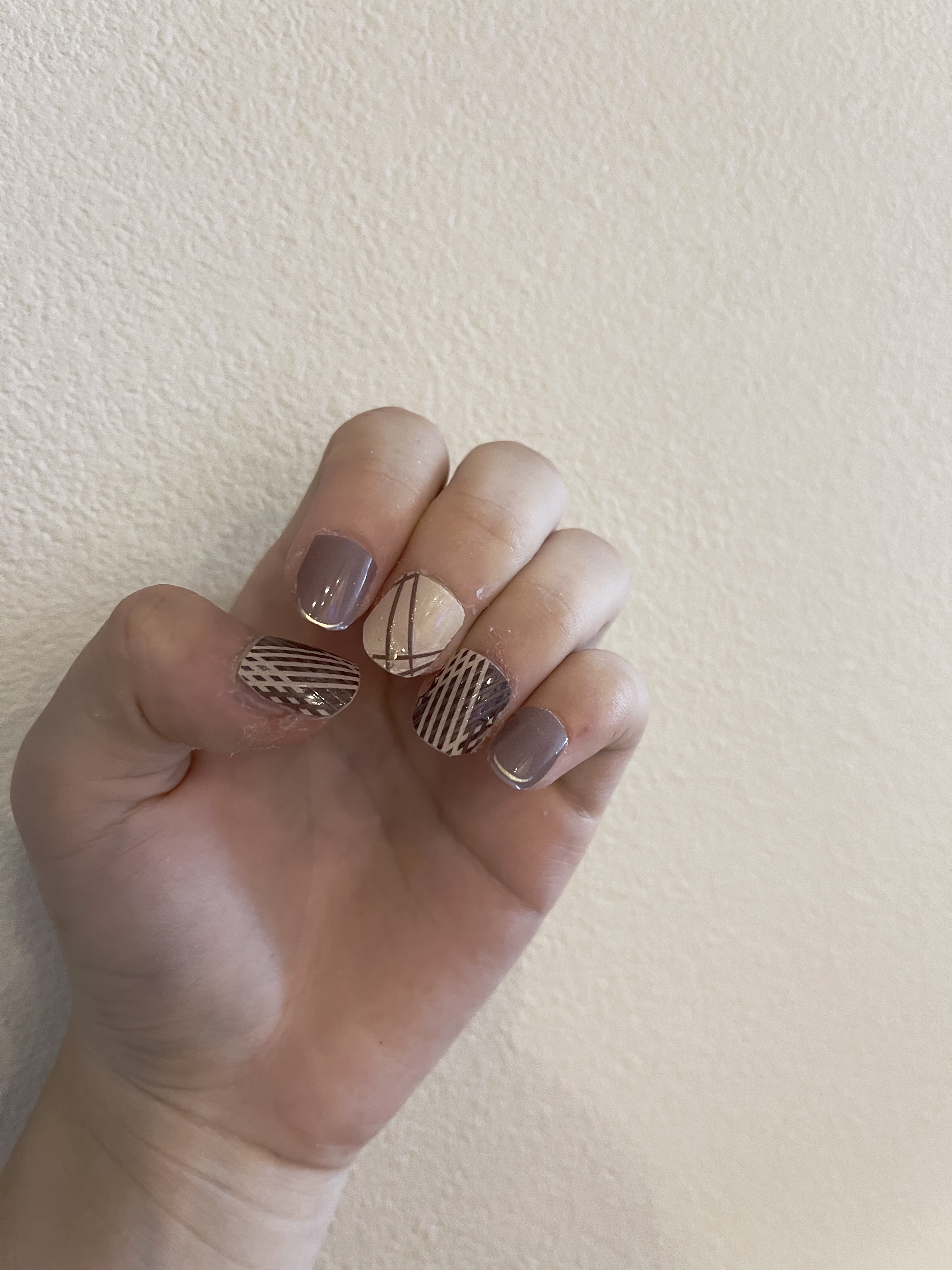 DAISO×紗々 UV GEL ネイルシール/DAISO/ネイルシールを使ったクチコミ（2枚目）