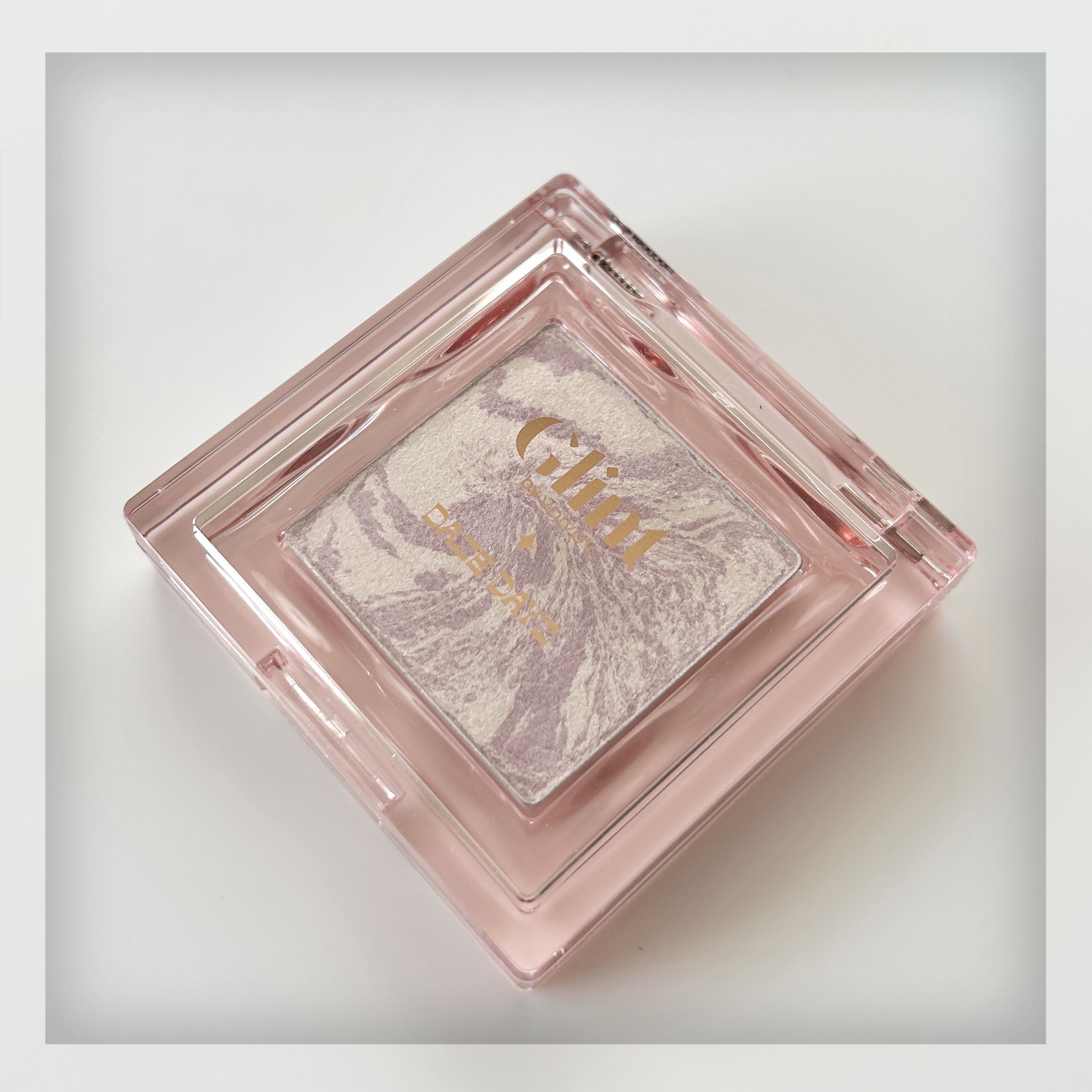 マーブルベイクドハイライター/Glint/パウダーハイライトを使ったクチコミ（3枚目）