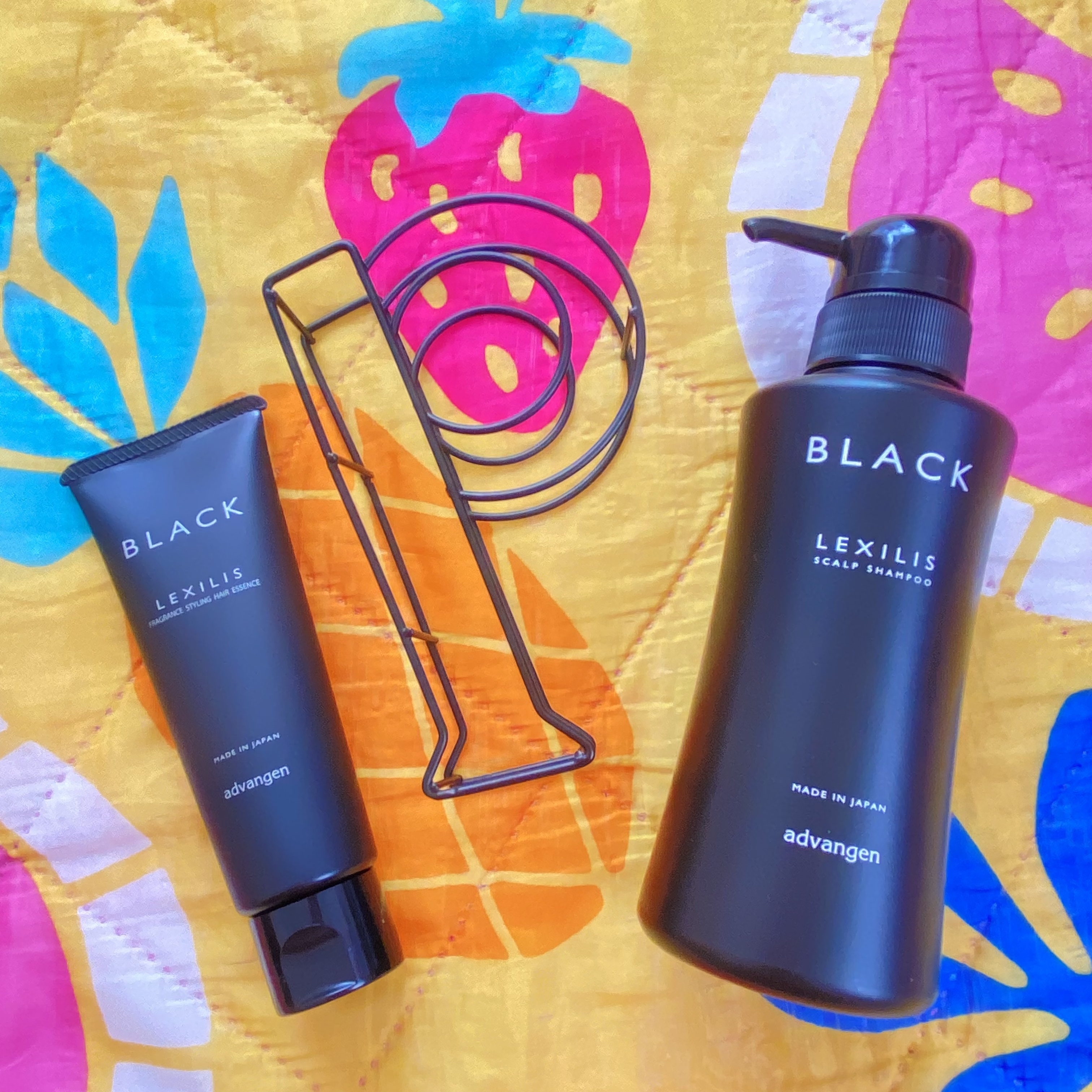 ブラック フレグランス スタイリング ヘアエッセンス/LEXILIS/アウトバストリートメントを使ったクチコミ（2枚目）