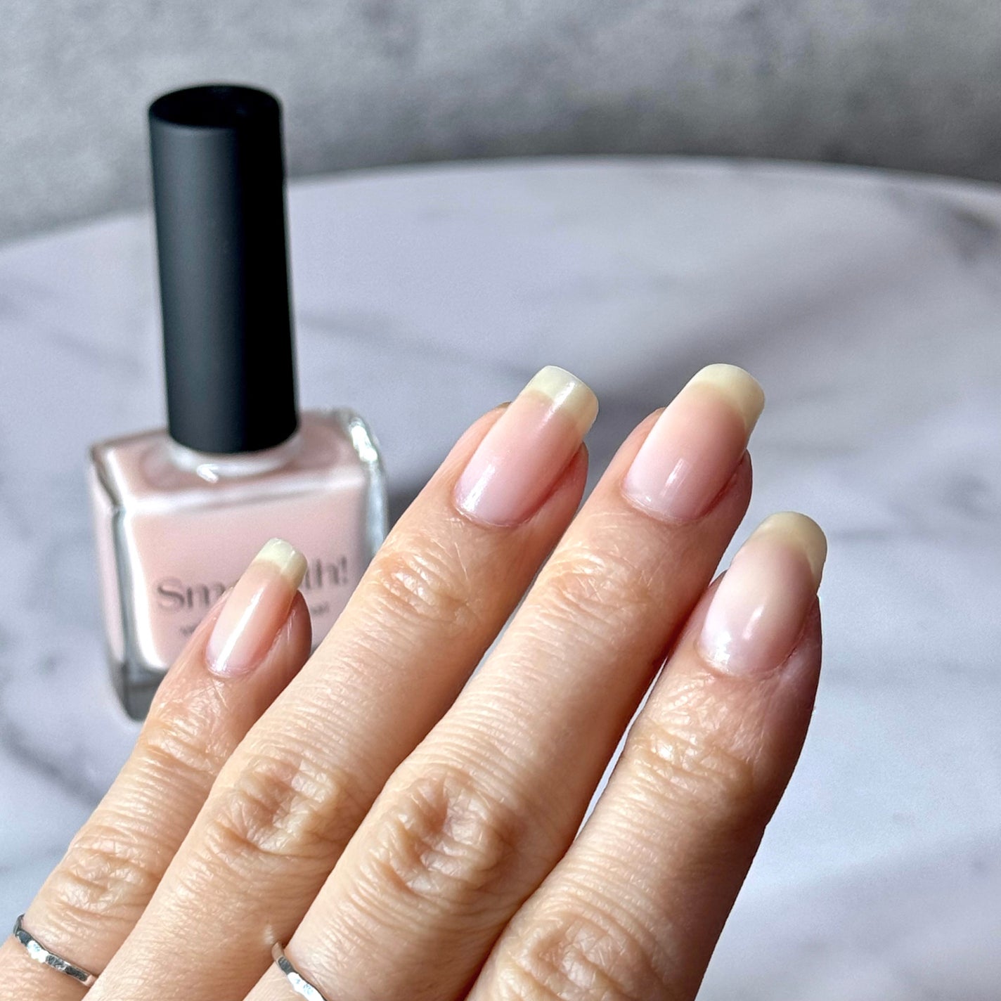 MIRO on LIPS 「ナチュラルなだけじゃない♡すりガラスのようにスムースなセミマッ..」(2枚目)