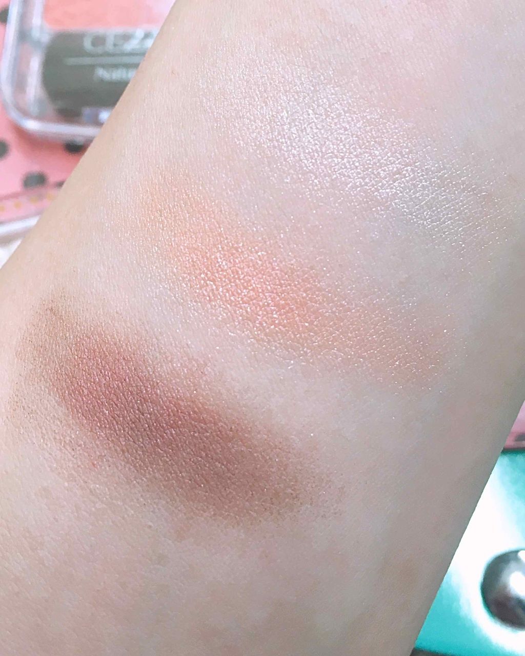 トーンアップアイシャドウ/CEZANNE/アイシャドウパレットを使ったクチコミ（2枚目）