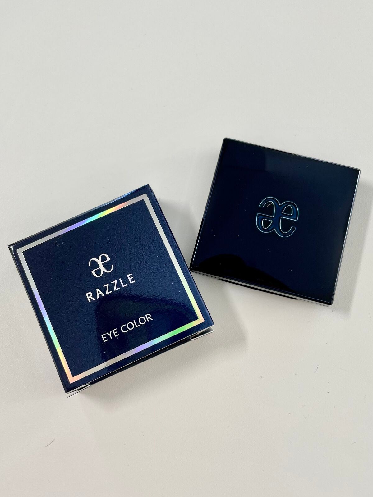 ラズル アイカラー/エレガンス ラズル /単色アイシャドウを使ったクチコミ(1枚目)