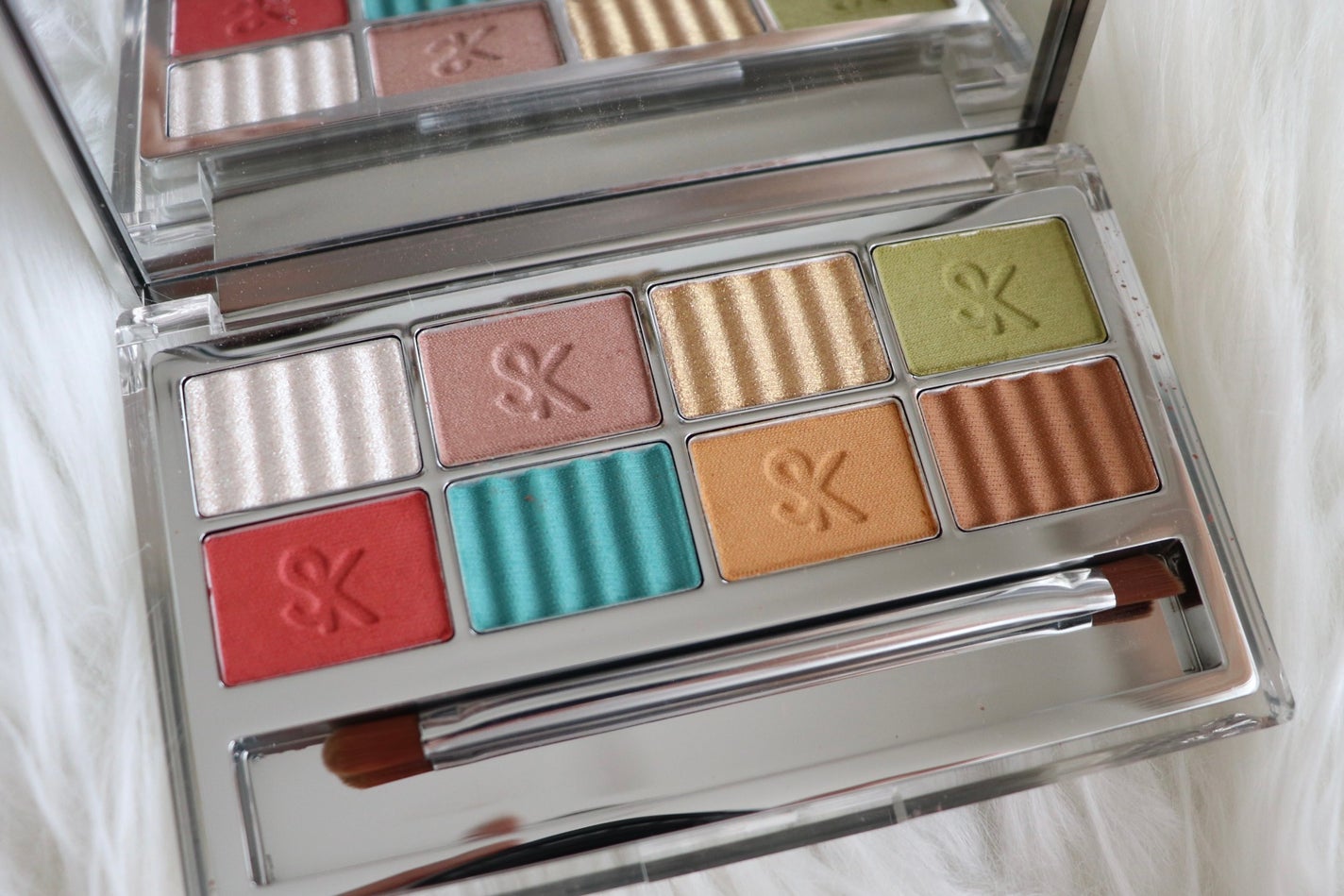 SAINKO ベルベットアイシャドウパレット/SAINKO/アイシャドウパレットを使ったクチコミ(2枚目)