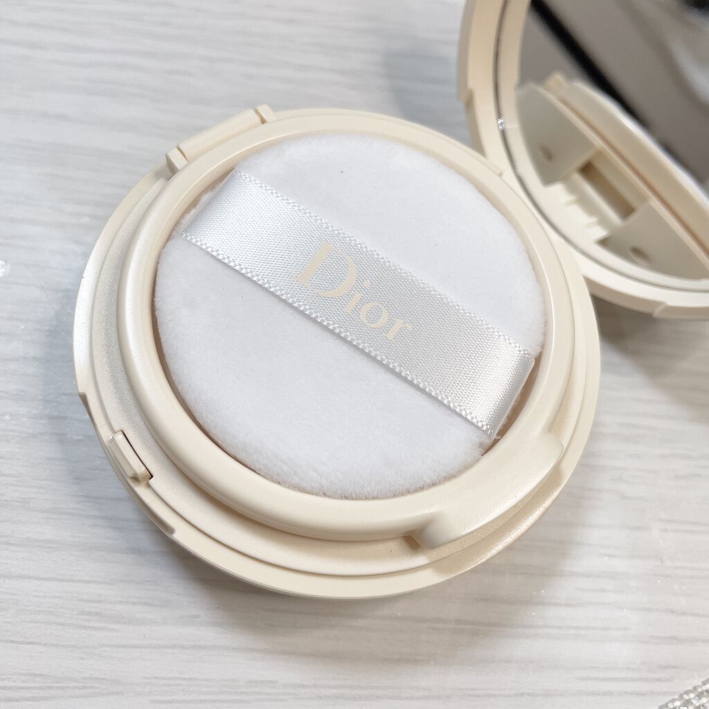 ディオールスキン フォーエヴァー クッション パウダー/Dior/ルースパウダーを使ったクチコミ(4枚目)