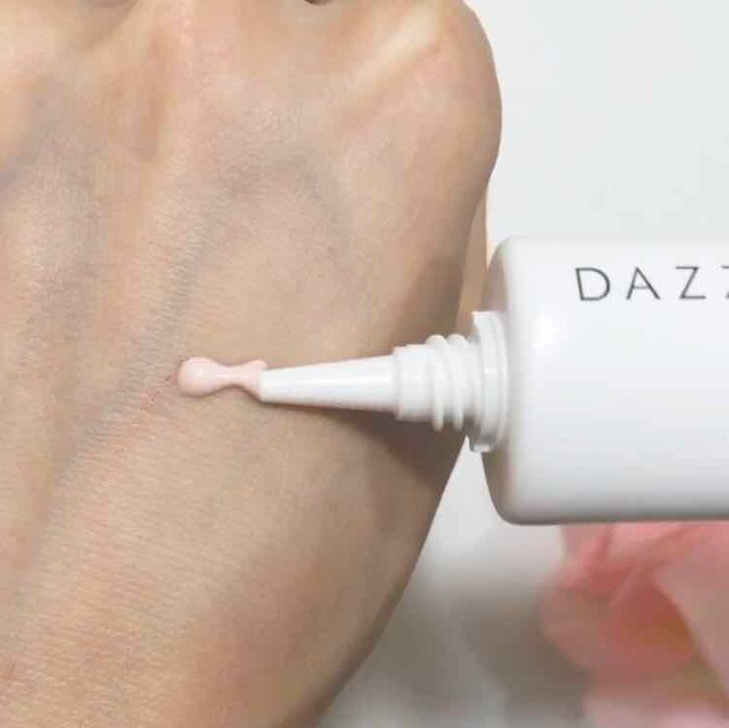 pipi3 on LIPS 「#DAZZSHOP#サイレントスキンプライマー#メークアップベ..」(2枚目)