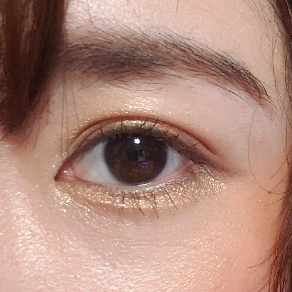 プレスド アイシャドー（レフィル） PR ゴールド/shu uemura/単色アイシャドウを使ったクチコミ（3枚目）