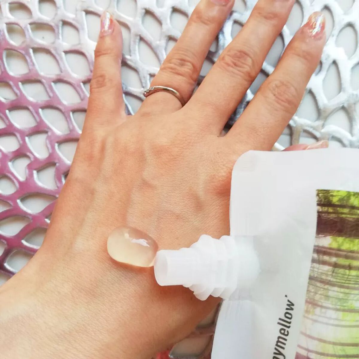 ドクダミリアルスージングジェル/daymellow’/ボディローションを使ったクチコミ(3枚目)