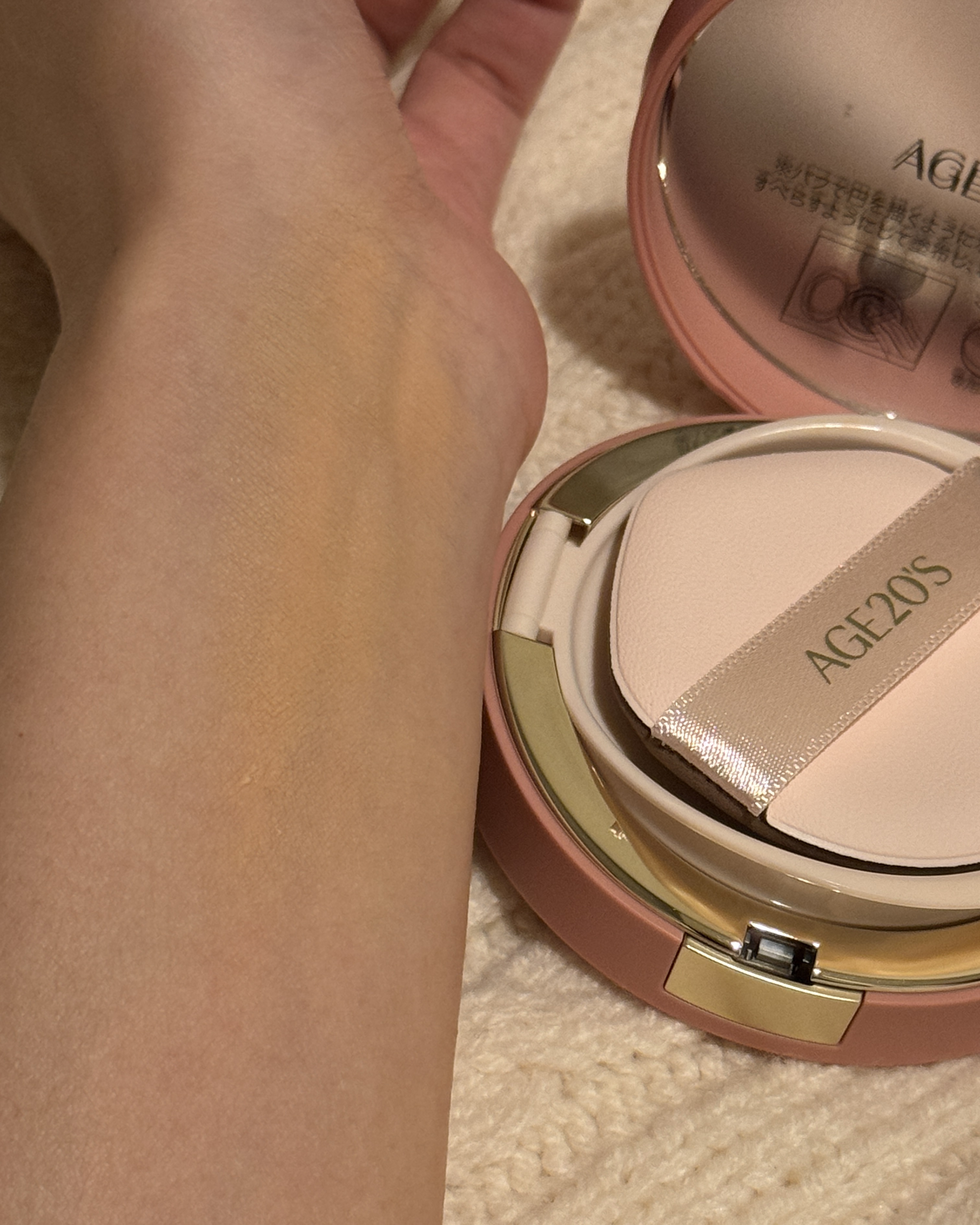 ヴェールヌーディ エッセンスパクトグロウ/AGE20’s/クリーム・エマルジョンファンデーションを使ったクチコミ（3枚目）