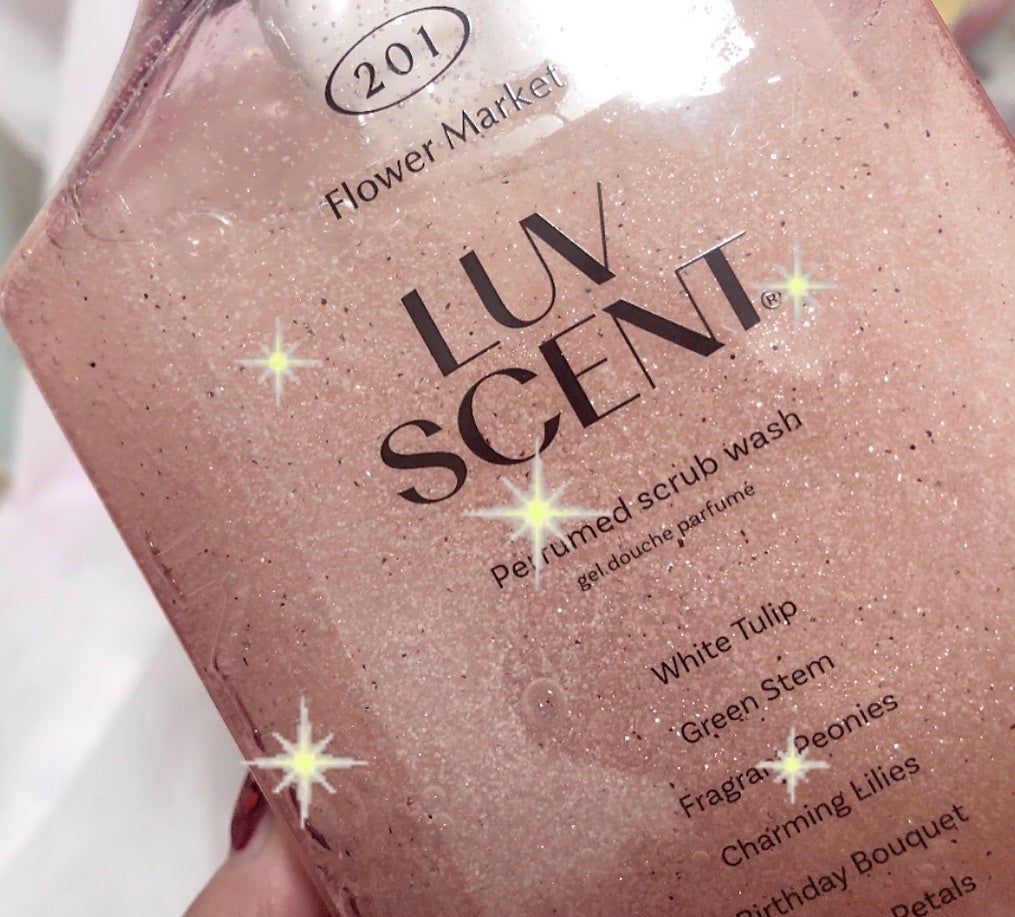 スクラブボディウォッシュ フラワーマーケット ホワイトチューリップ/LUV SCENT/ボディスクラブを使ったクチコミ(2枚目)