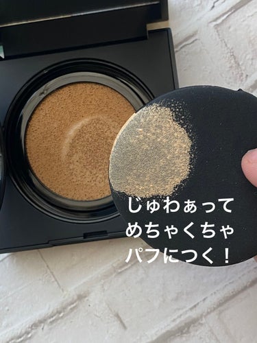 ナチュラルラディアント ロングウェア クッションファンデーション 5877/NARS/クッションファンデーションを使ったクチコミ（2枚目）