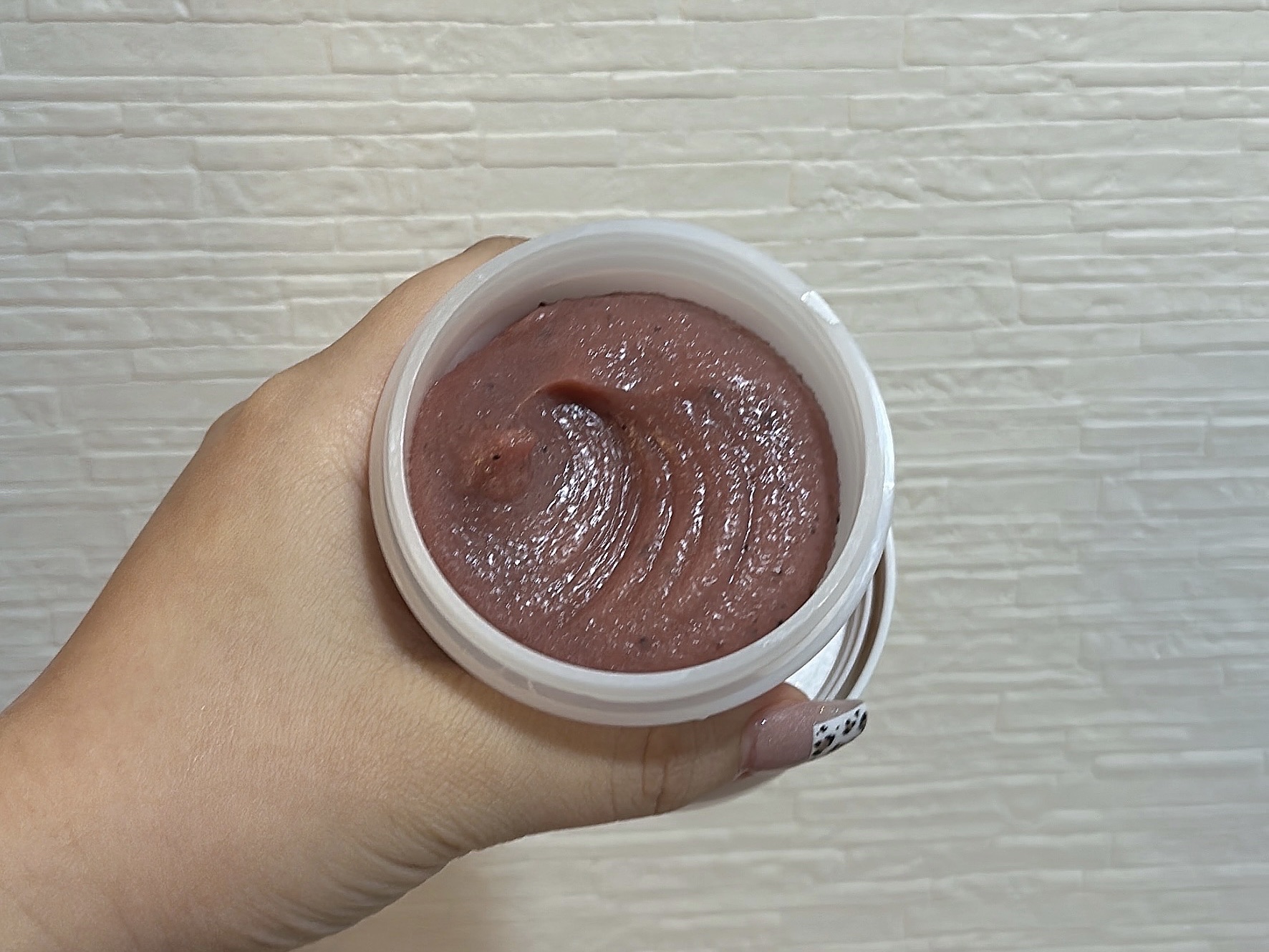 SKINFOOD ストロベリーシュガー フードマスクのクチコミ「メガ割りでSKINFOODのキャロットトナーパット買ったらついてきた🍓その1🤗

めちゃくちゃ.....」（2枚目）