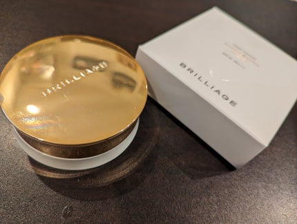 ブリリアージュ パウダリーファンデーション オーセンティックウーマン スーベニールのクチコミ「
ブリリアージュ
パウダリーファンデーション オーセンティックウーマン スーベニール
粉っぽ.....」(1枚目)