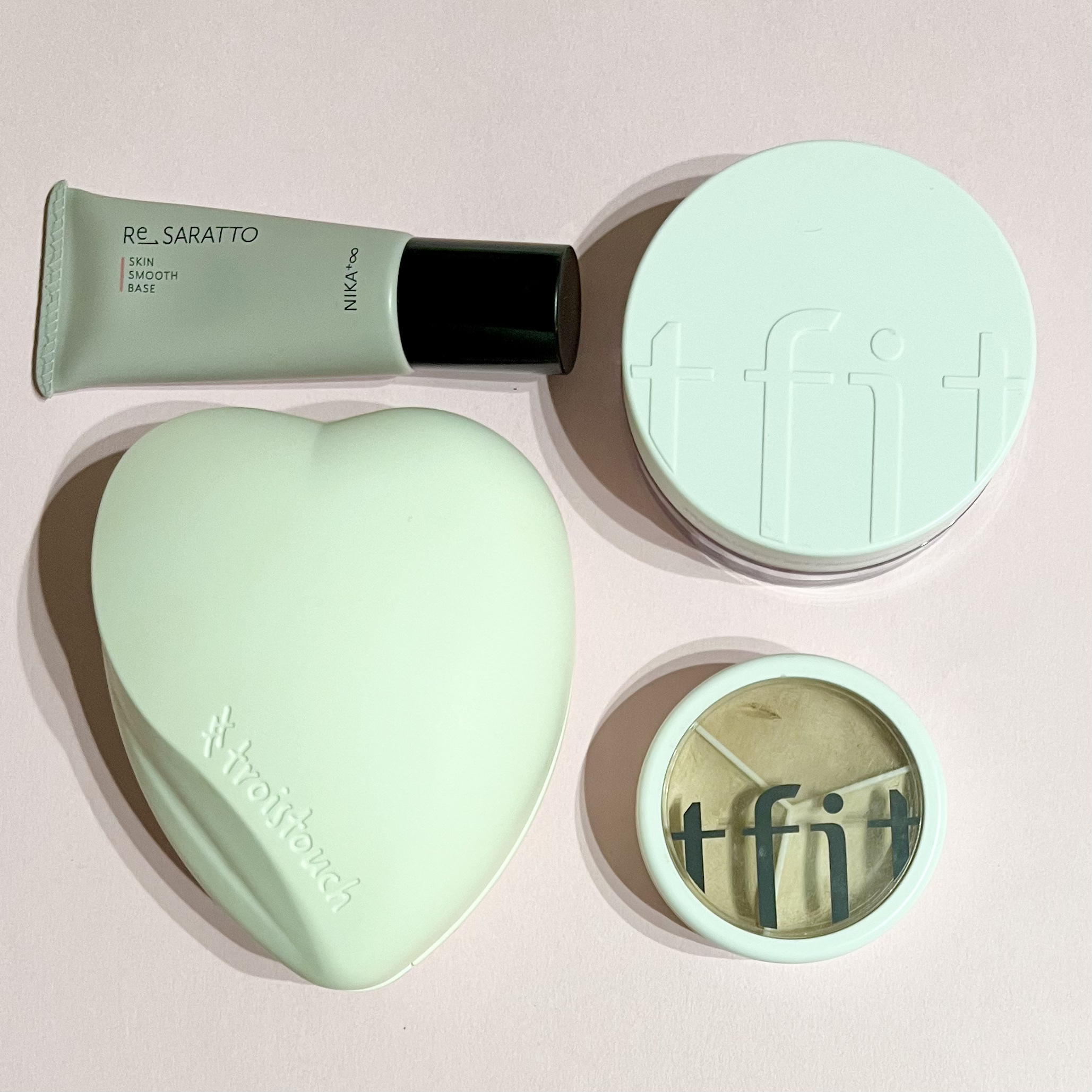 ポアレスエアリーベース/キャンメイク/化粧下地を使ったクチコミ（2枚目）