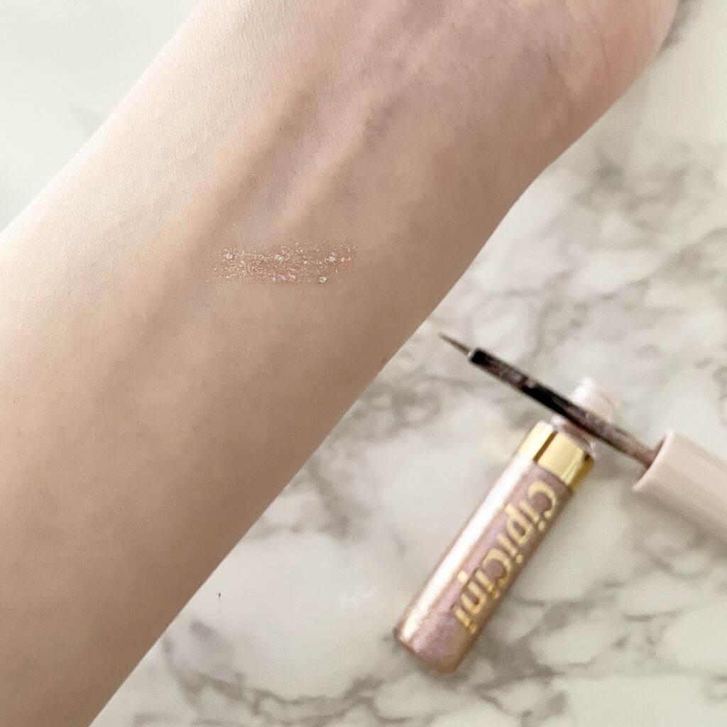 グリッターイルミネーションライナー/CipiCipi/リキッドアイライナーを使ったクチコミ（2枚目）