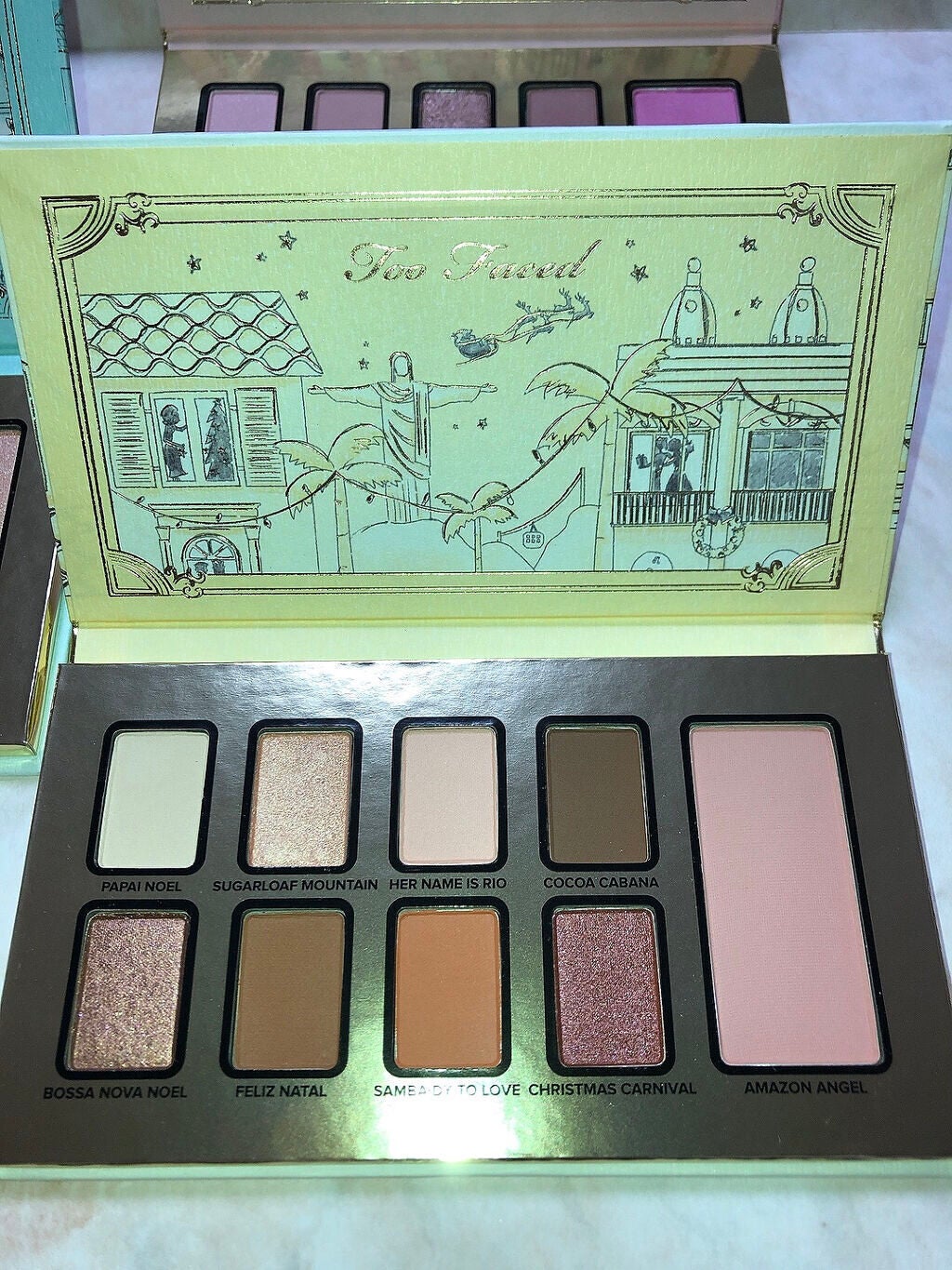 クリスマス アラウンド ザ ワールド メイクアップコレクション/Too Faced/メイクアップキットを使ったクチコミ(5枚目)