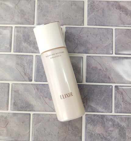 エリクシール リフトモイストエマルジョンSP Ⅱのクチコミ「@cosme様からいただきました。
ベストコスメを多数受賞したエイジングケア*の薬用乳液です。.....」(1枚目)