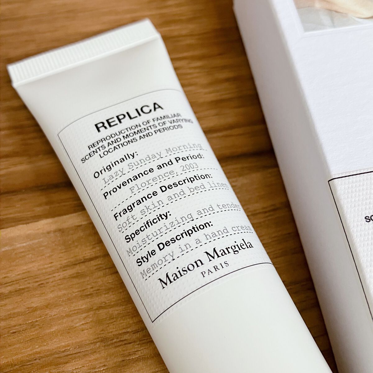 レプリカ ハンドクリーム レイジーサンデー モーニング/Maison Margiela Fragrances/ハンドクリームを使ったクチコミ（2枚目）