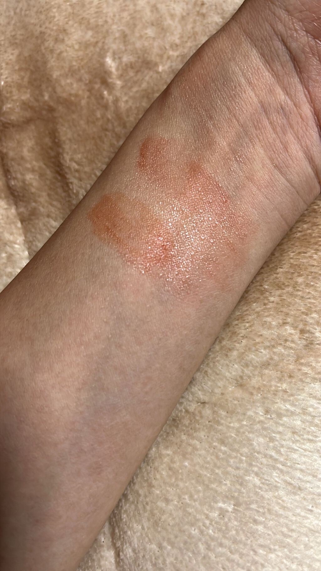 ジューシーラスティングティント/rom&nd/リップティントを使ったクチコミ（3枚目）