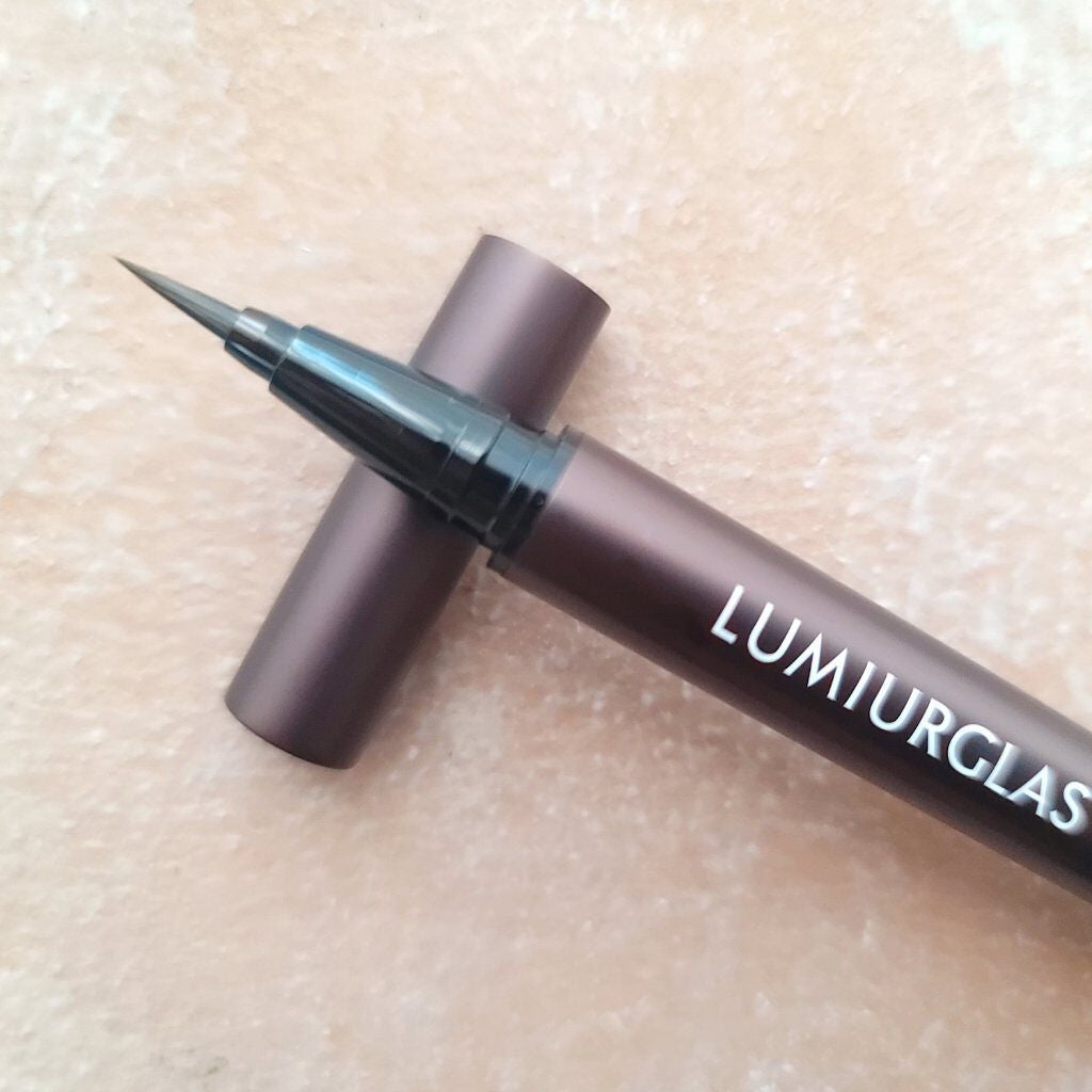 スキルレスライナー/LUMIURGLAS/リキッドアイライナーを使ったクチコミ(4枚目)