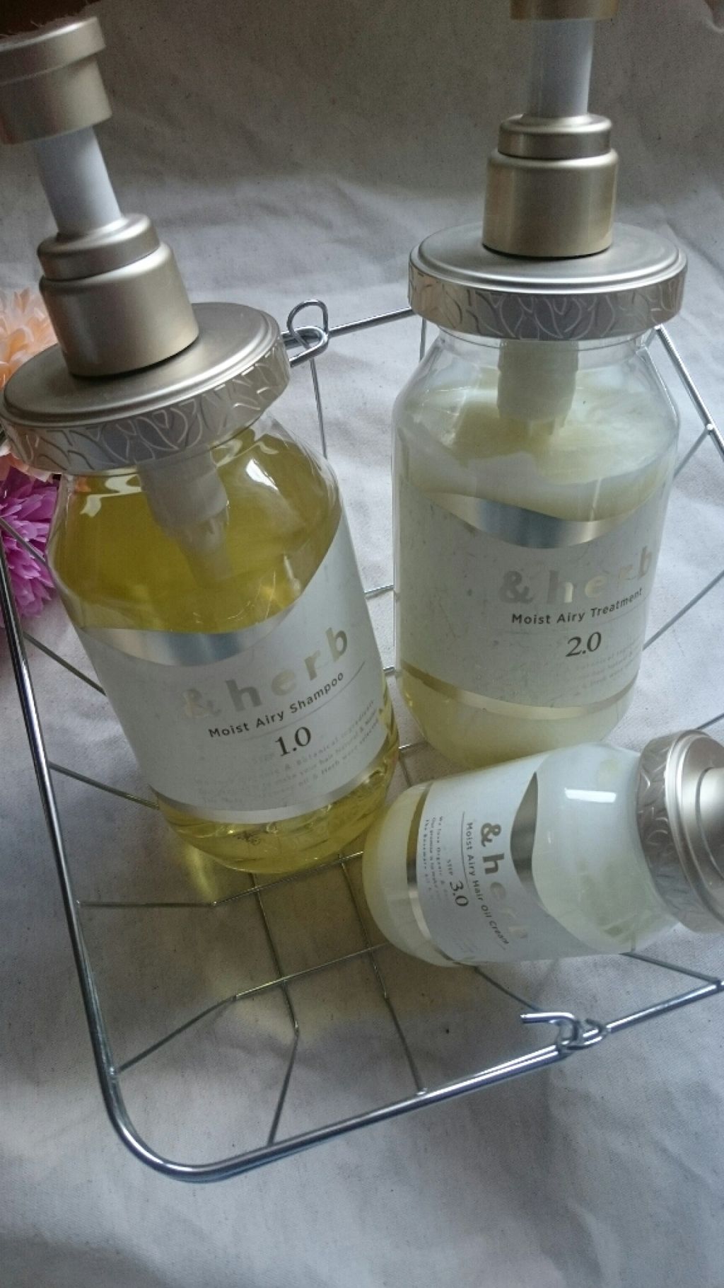 モイストエアリーシャンプー1.0/＆herb/市販シャンプーを使ったクチコミ（1枚目）