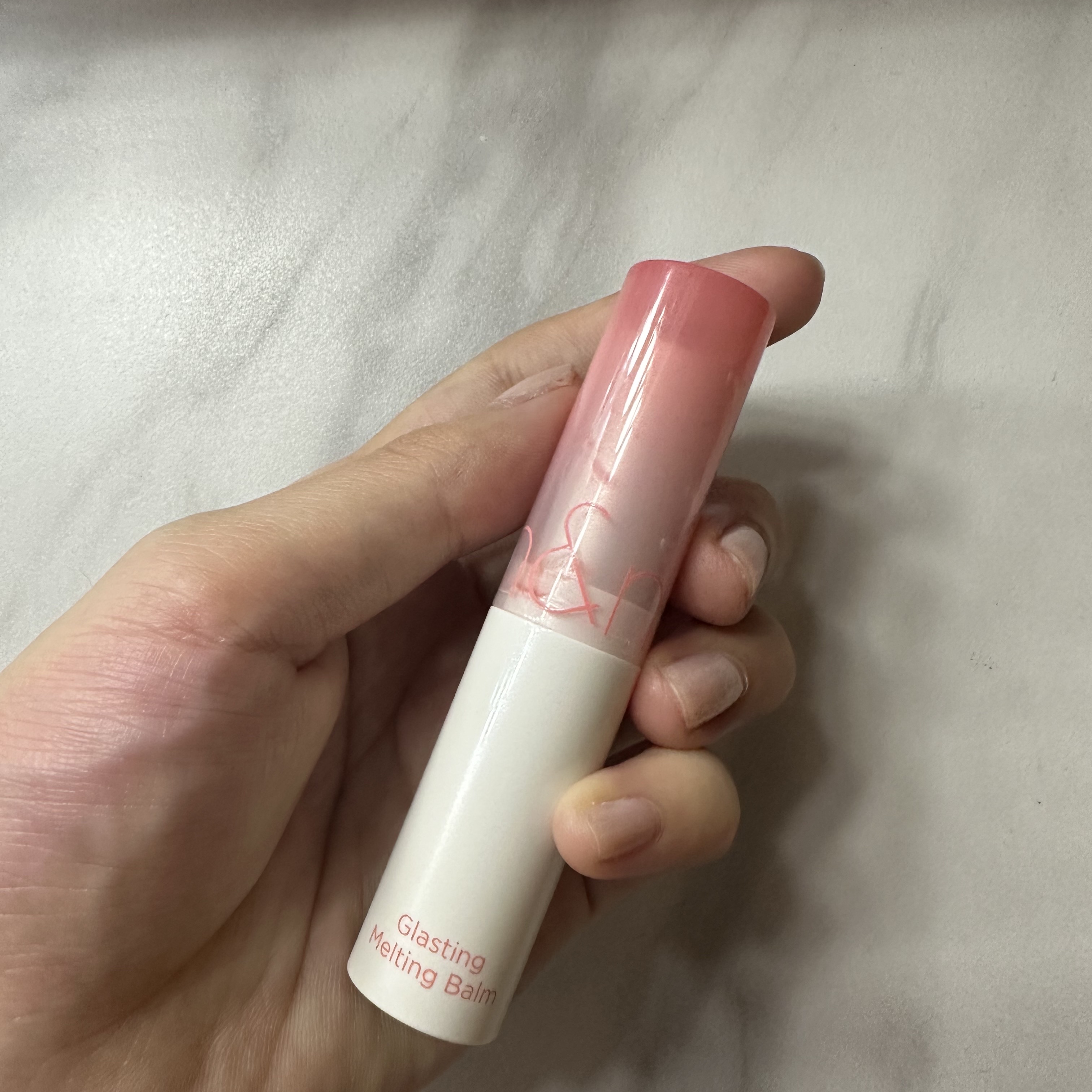 グラスティングメルティングバーム/rom&nd/リップバームを使ったクチコミ（3枚目）