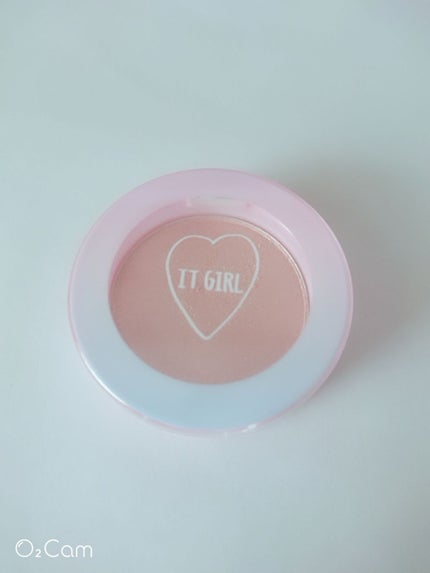 ダイソー×IT GIRL アイシャドウ/DAISO/単色アイシャドウを使ったクチコミ(1枚目)