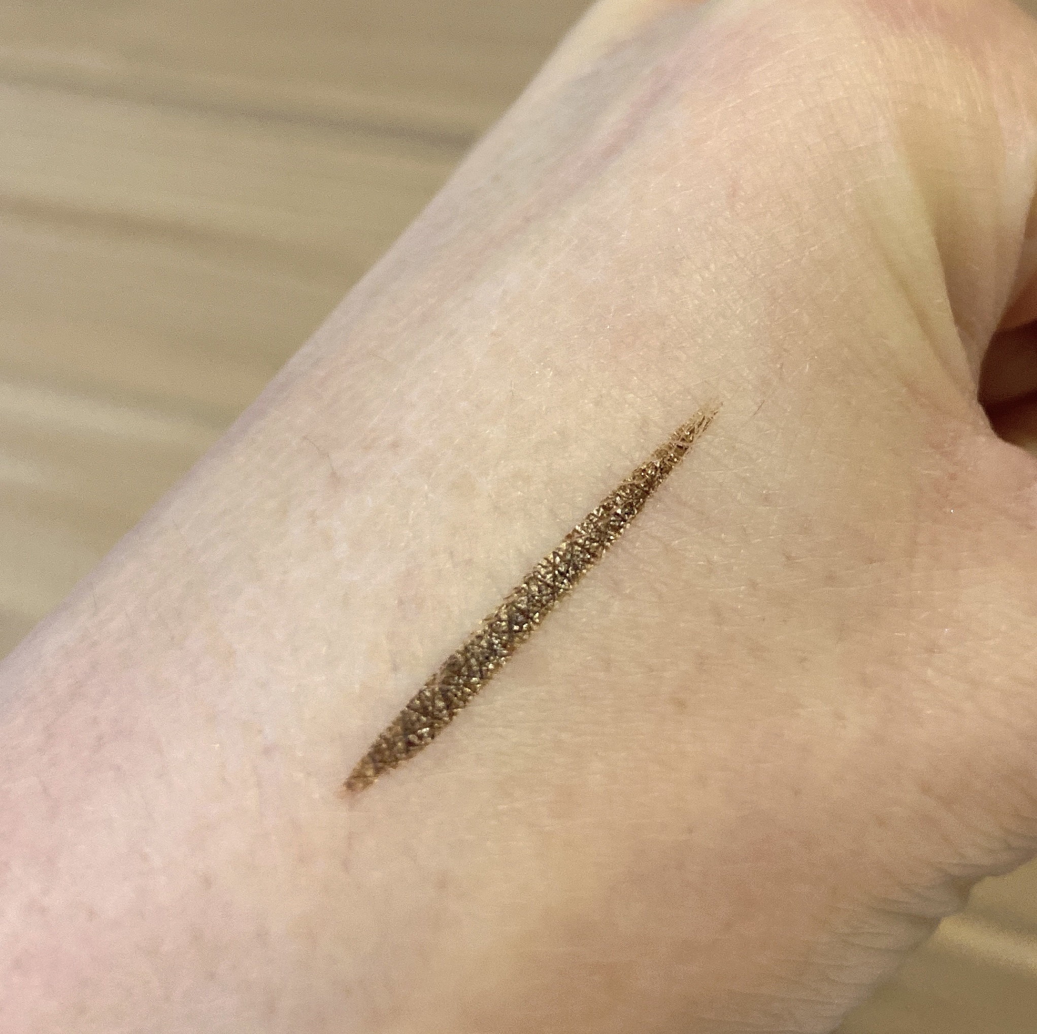 極細アイライナーEX 20ブラウン/CEZANNE/リキッドアイライナーを使ったクチコミ（2枚目）