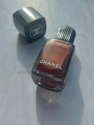 ヴェルニ ロング トゥニュ 899/CHANEL/マニキュアを使ったクチコミ（1枚目）