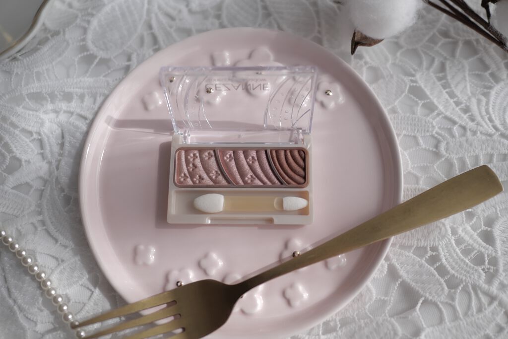 トーンアップアイシャドウ/CEZANNE/アイシャドウパレットを使ったクチコミ(1枚目)