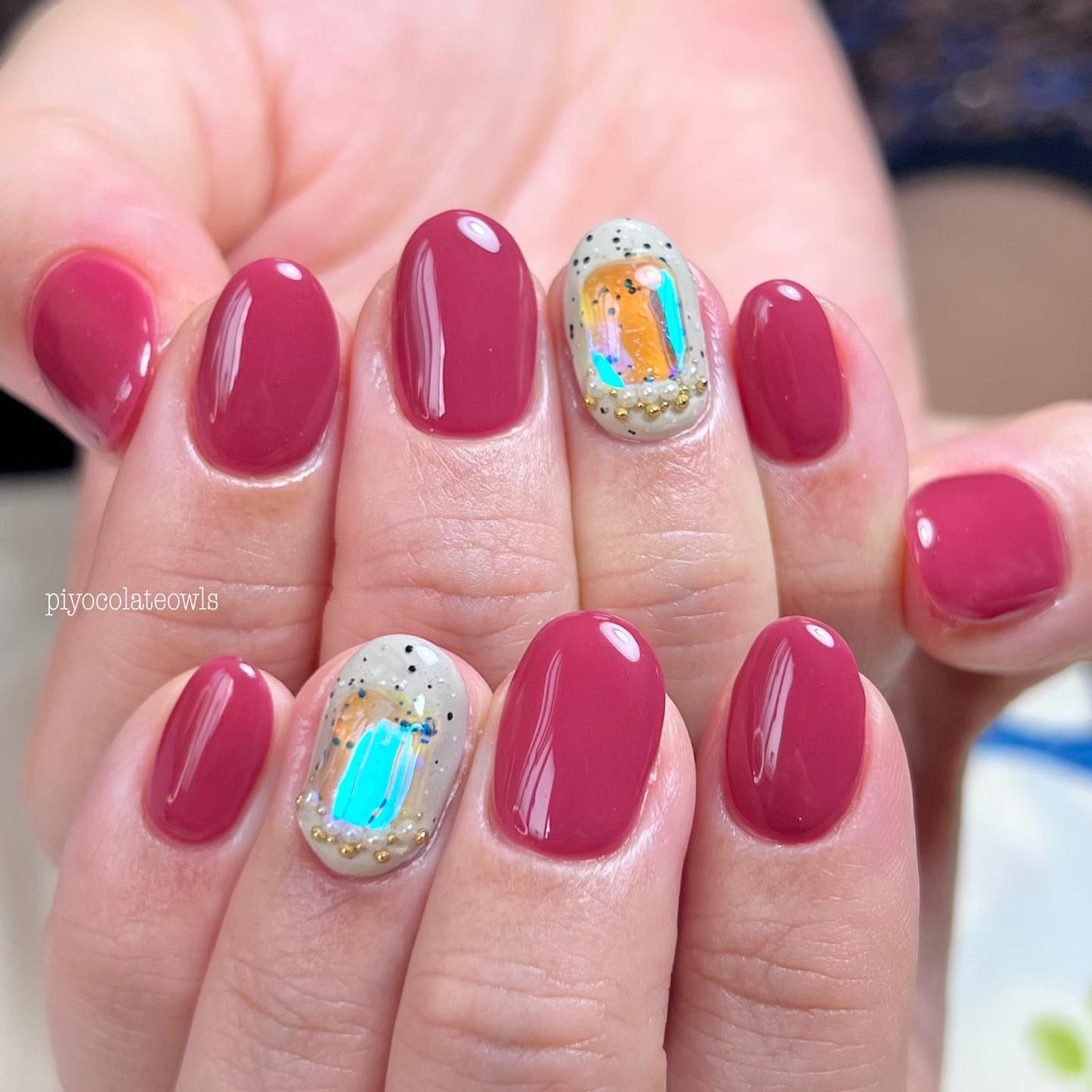 ぴよこれいと あうるす on LIPS 「作った色味が可愛過ぎた…🥹🖤シンプルなのにストーンがキュートで..」(1枚目)