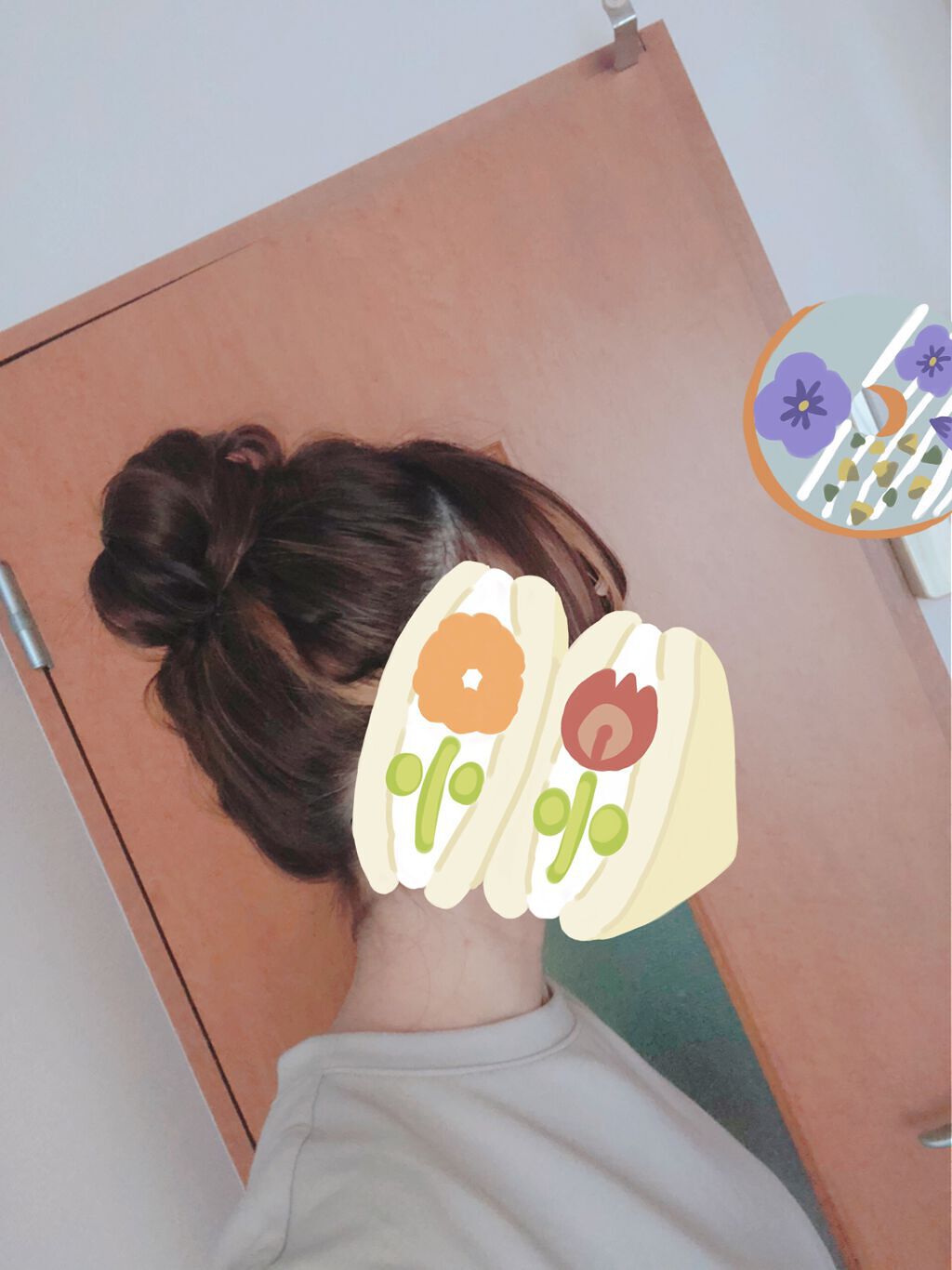 レモン on LIPS 「きょうの髪型🍡やり方ポニテを二つにわって片方は時計回り片方は反..」(1枚目)