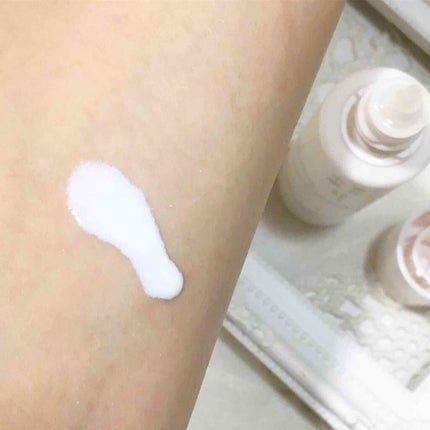 美白日中用美容液/草花木果/美容液を使ったクチコミ(2枚目)