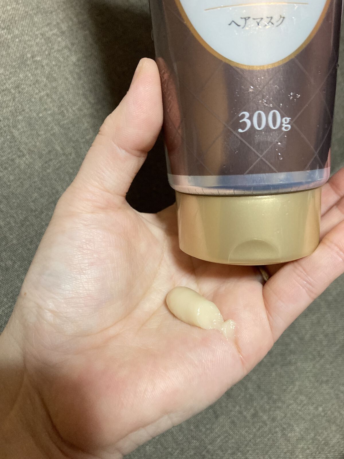 モイストダイアン パーフェクトビューティ エクストラダメージリペア ヘアマスク 300g/ダイアン/ヘアマスク・ヘアパックを使ったクチコミ（2枚目）