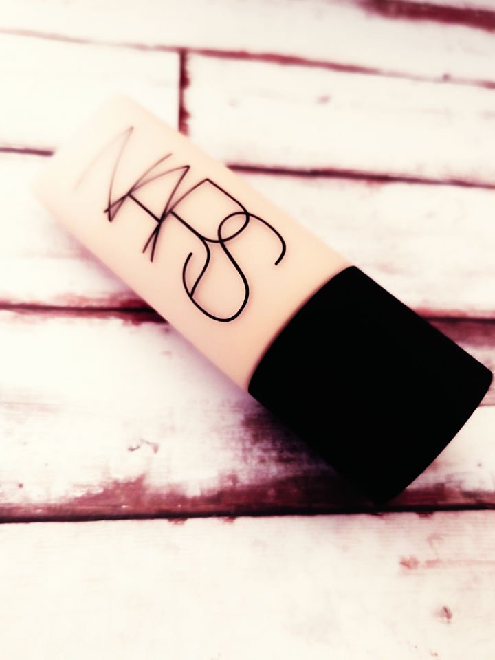 ソフトマットコンプリート ファンデーション 00307/NARS/リキッドファンデーションを使ったクチコミ（2枚目）