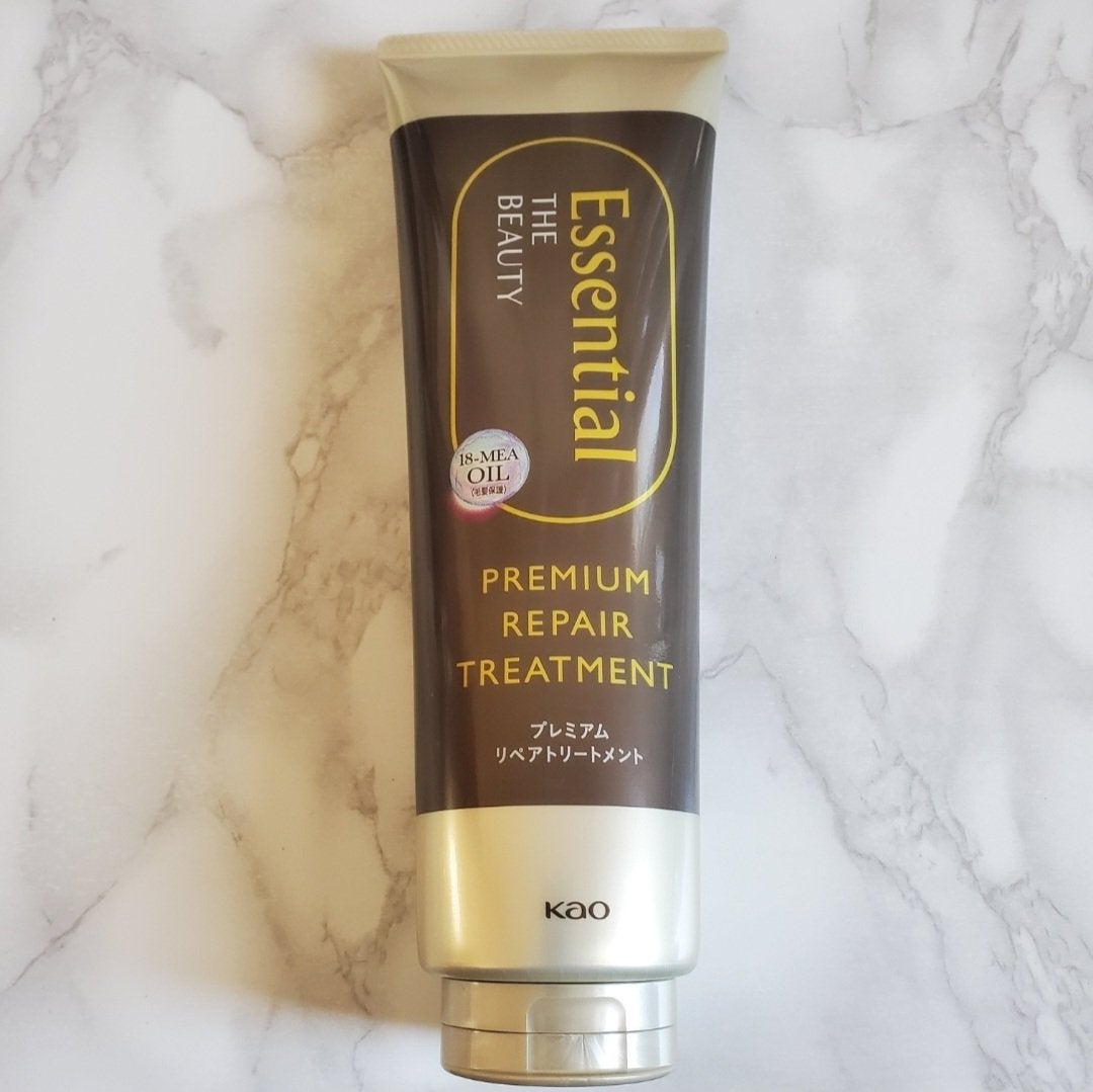 THE BEAUTY 髪のキメ美容プレミアムトリートメント<モイストリペアプレミアム>/エッセンシャル/洗い流すヘアトリートメントを使ったクチコミ(1枚目)