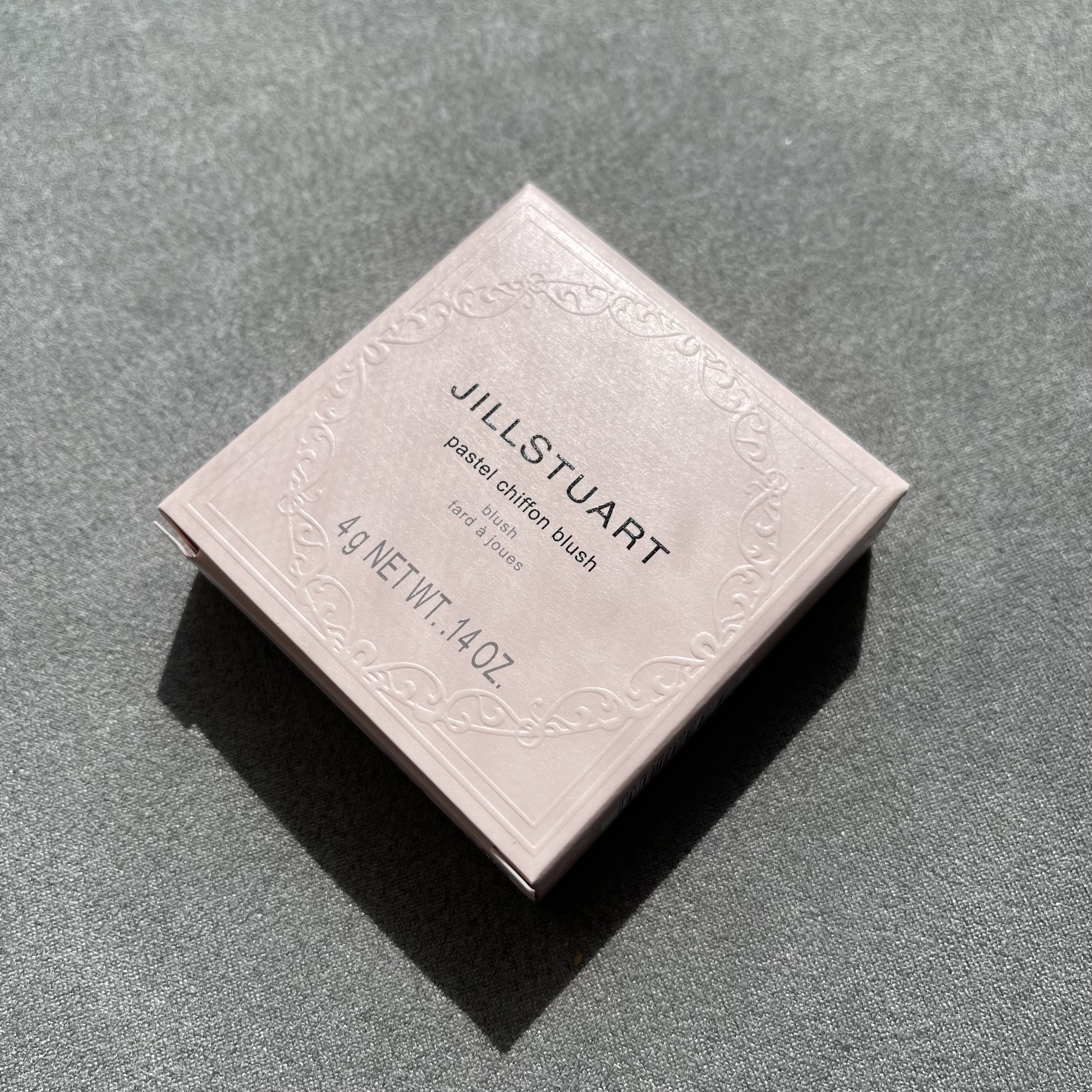 パステルシフォン ブラッシュ  03 lavender macaron/JILL STUART/パウダーチークを使ったクチコミ（2枚目）