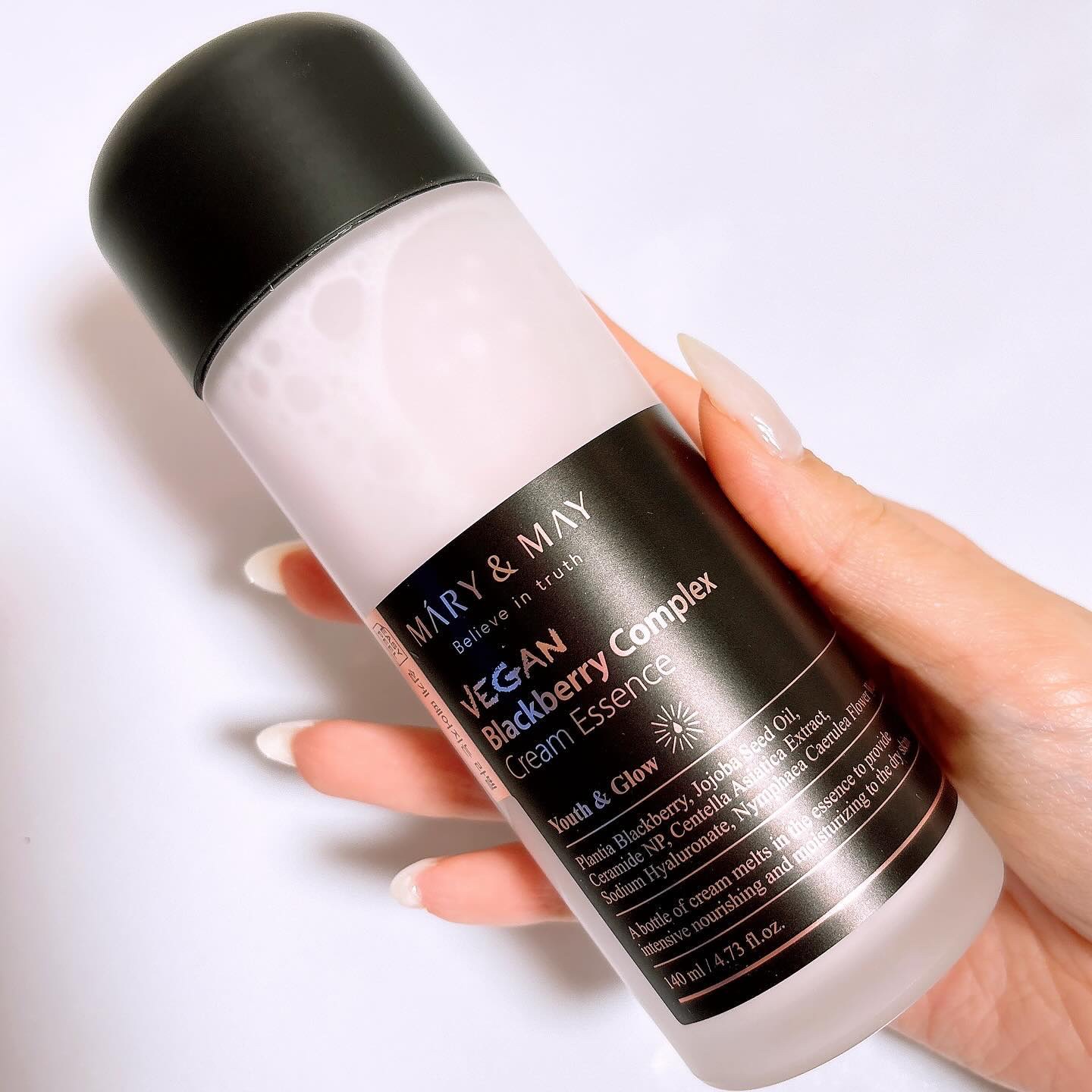 ヴィーガンブラックベリー コンプレックスクリームエッセンス/MARY&MAY/化粧水を使ったクチコミ（3枚目）