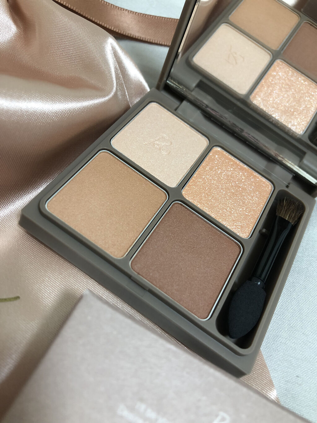 インザミラーアイパレット/Ririmew/アイシャドウパレットを使ったクチコミ（2枚目）