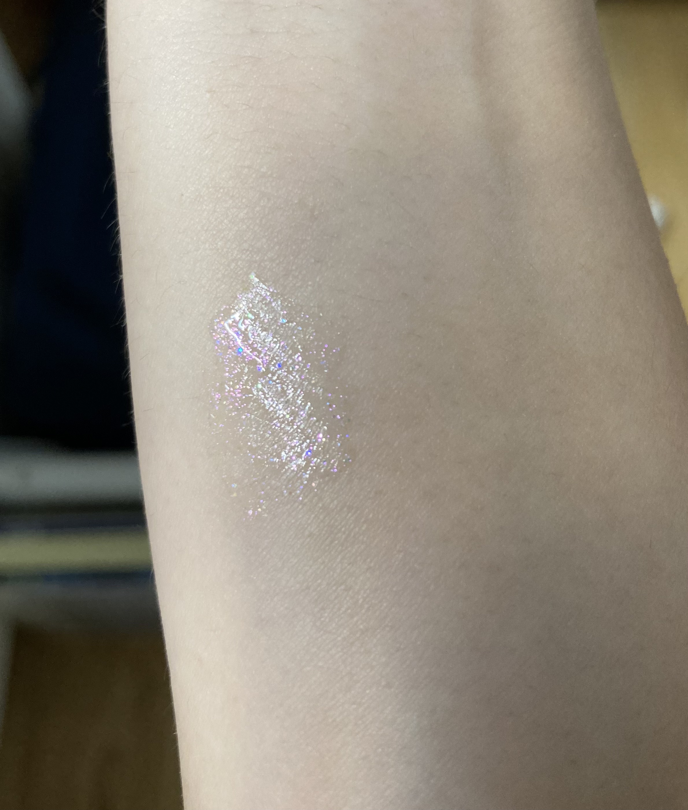 グリッターライナー(MFL リキッドアイシャドウ)/moitiful/グリッターを使ったクチコミ（2枚目）